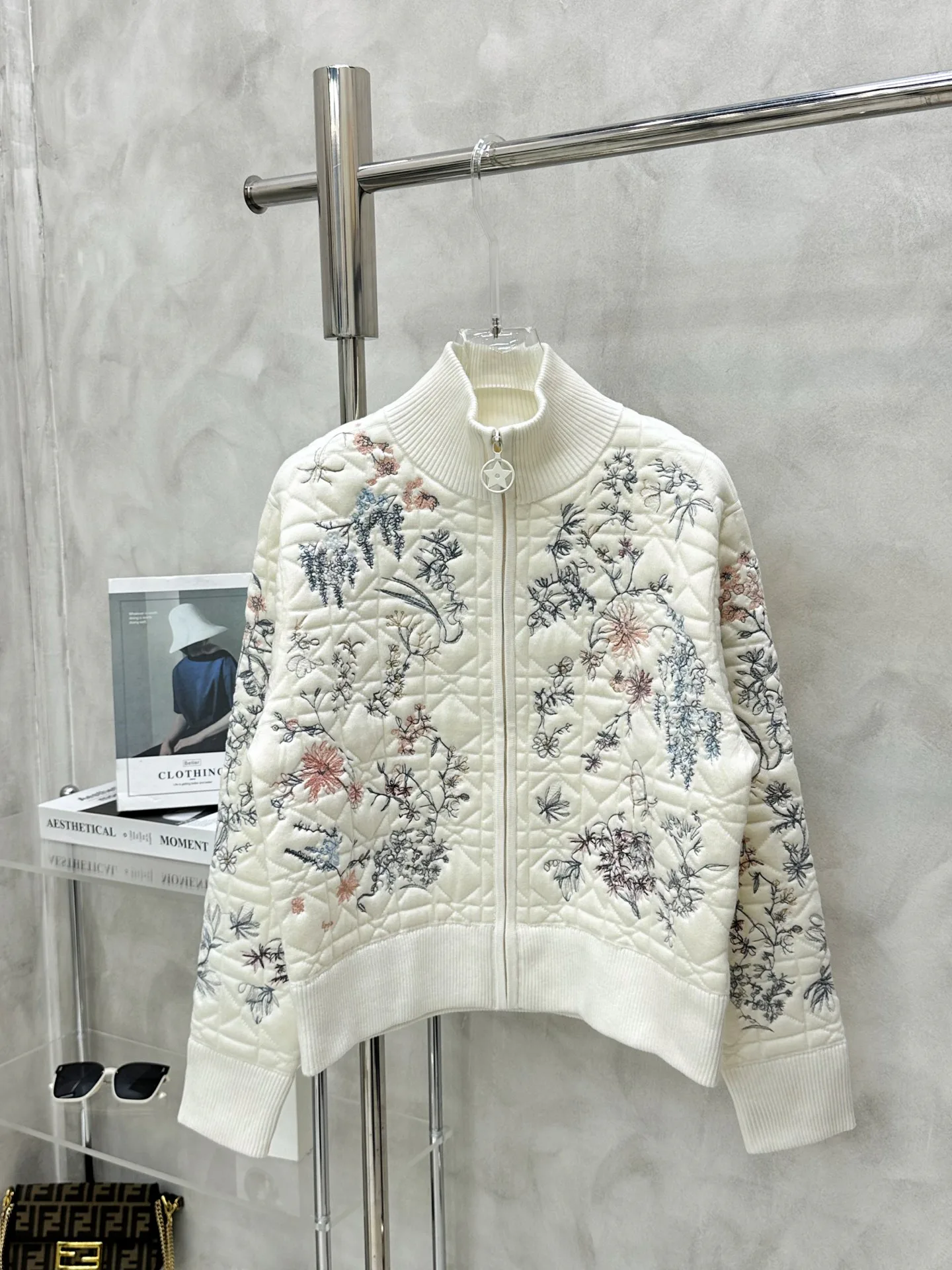 Куртки Женские Christian Dior 229706