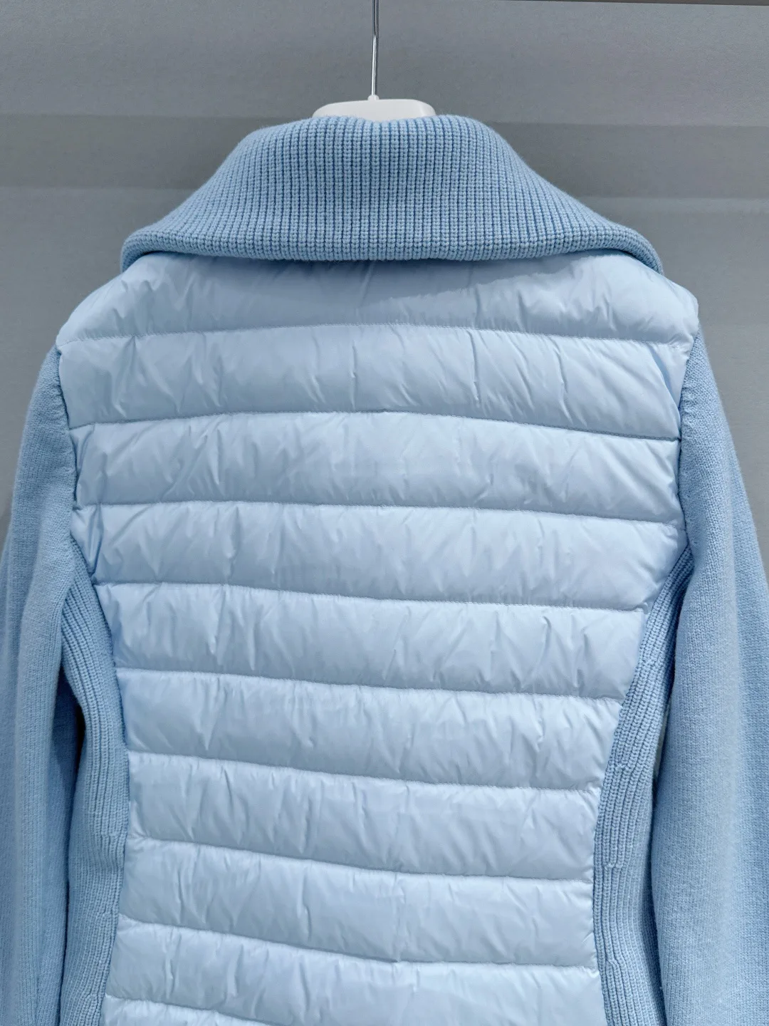 Куртки И Пуховики Женские Moncler 1464712
