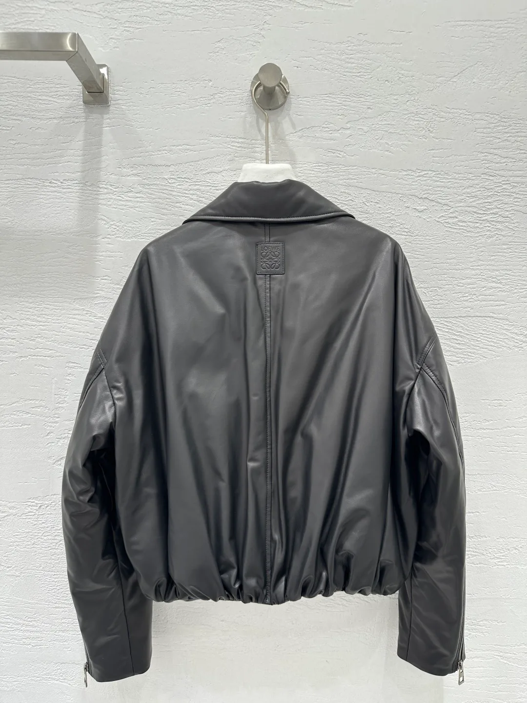 Кожаные Куртки И Дублёнки Женские Loewe 1805956