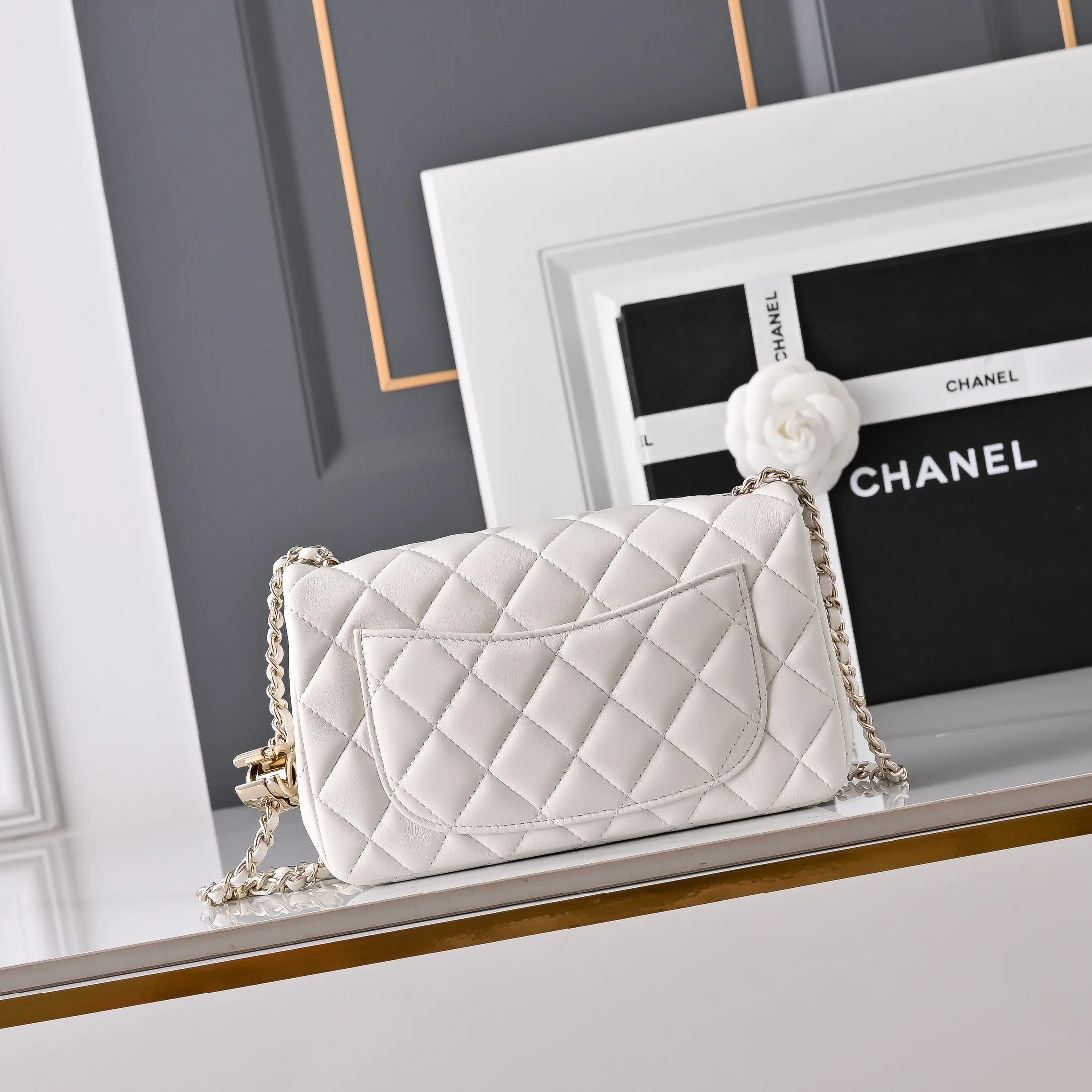 Классические Сумки Женские Chanel 18148078