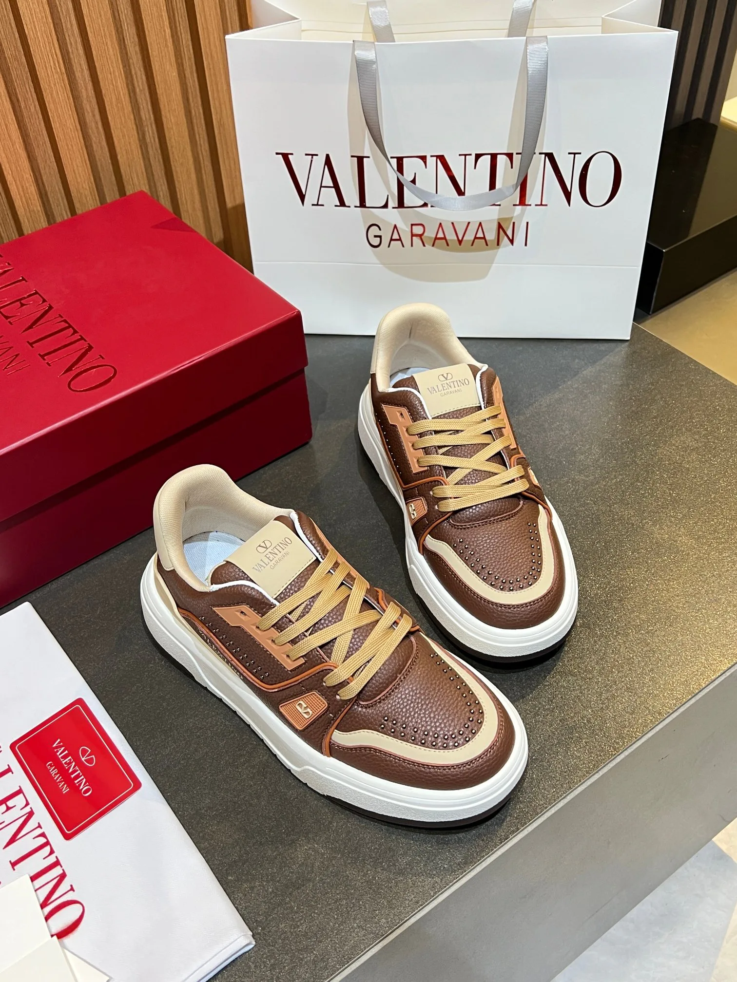 Кроссовки Женские Valentino 11575975