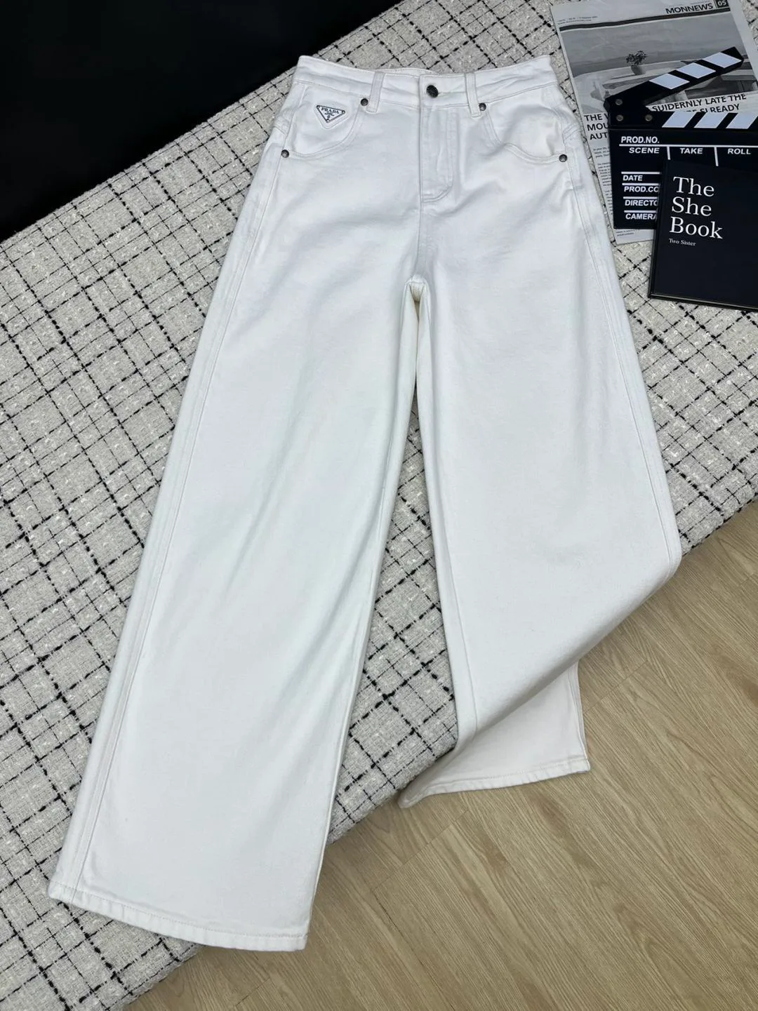 Джинсы Женские Prada 19134147