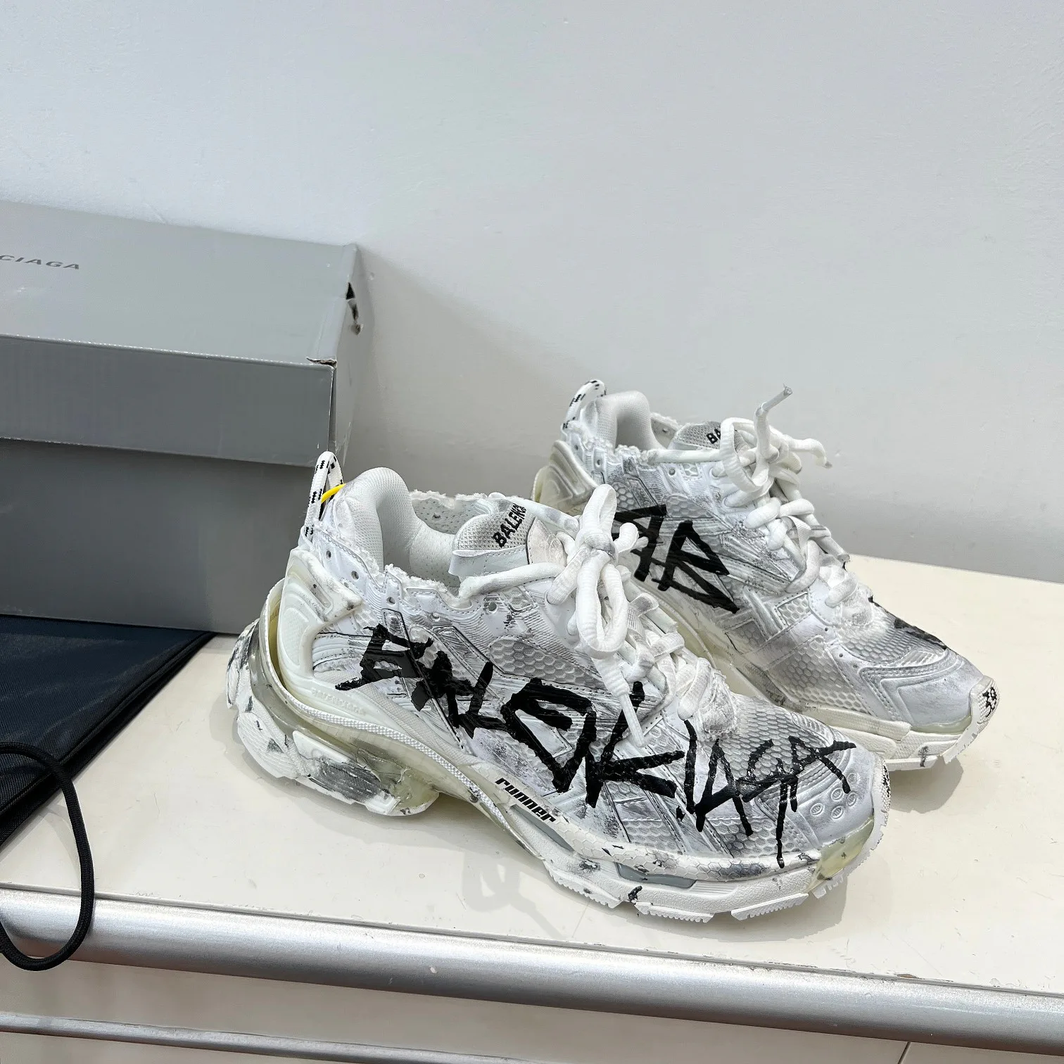 Кроссовки Женские Balenciaga 11186134