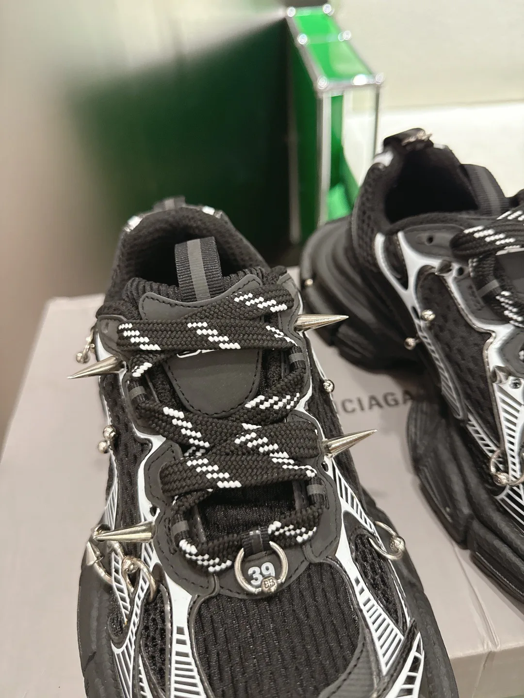 Кроссовки Женские Balenciaga 809143