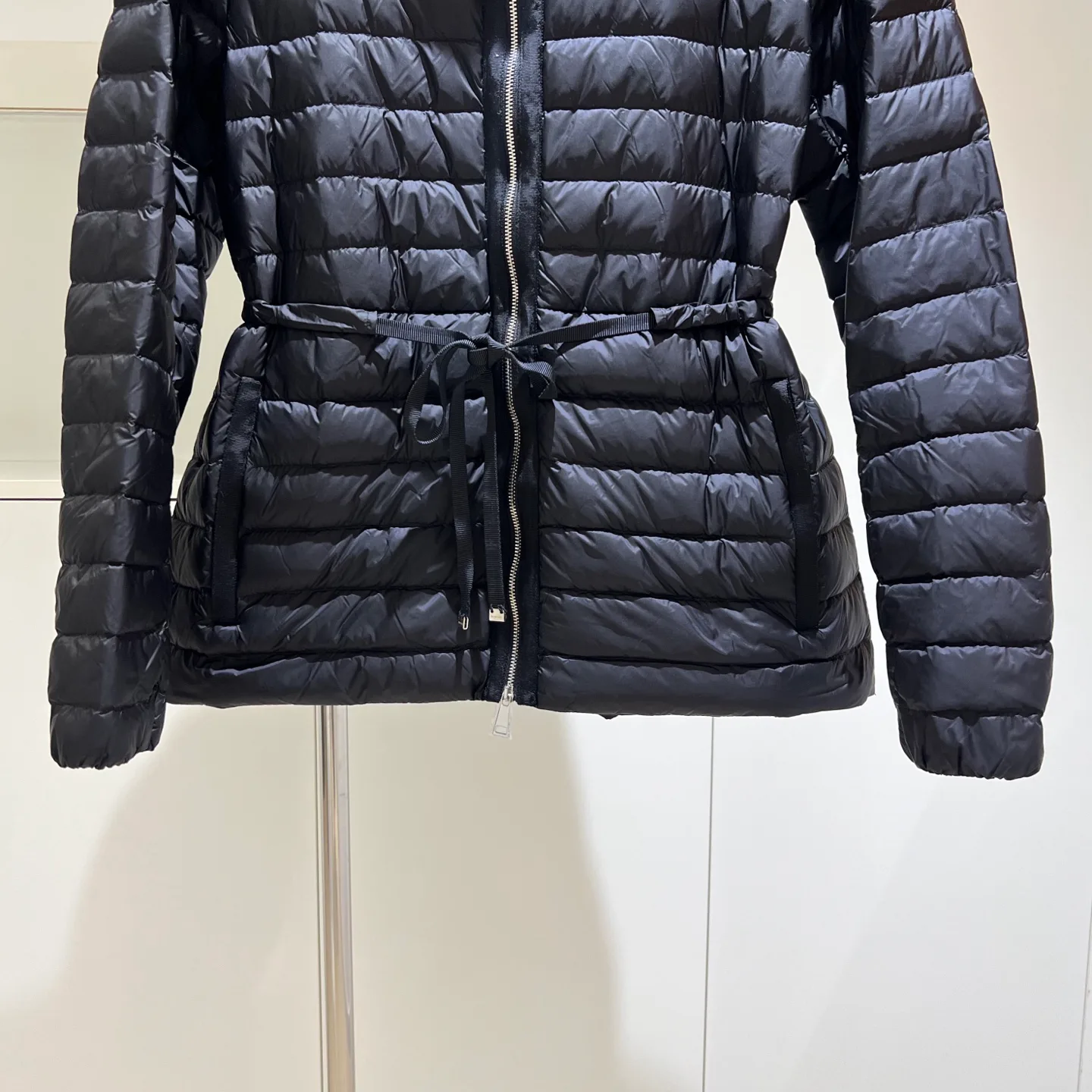 Куртки И Пуховики Женские Moncler 18180089