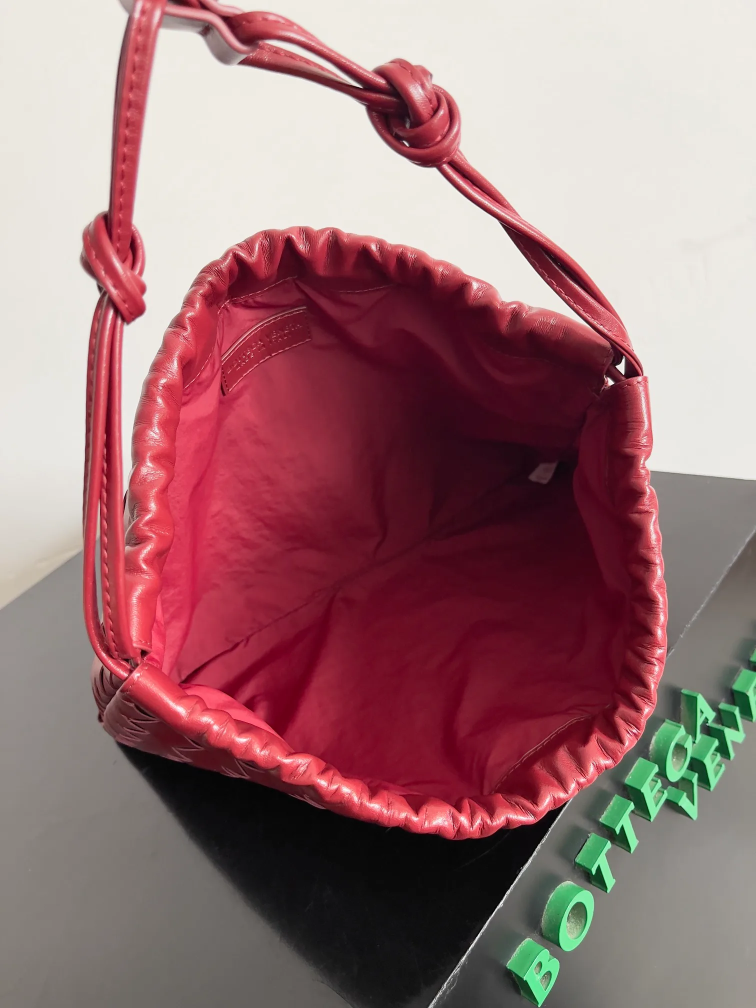 Сумки На Ремне Женские Bottega Veneta 11255481