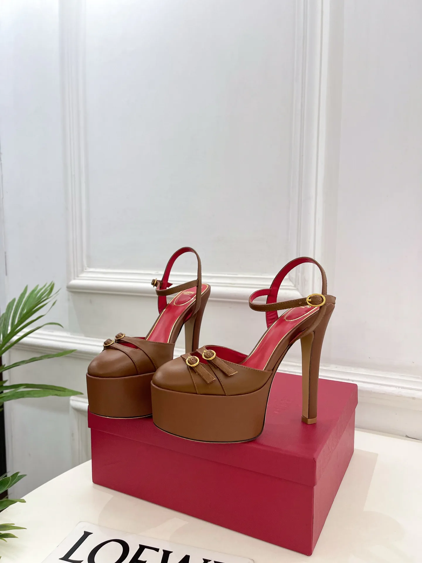 Босоножки Женские Valentino 13218174