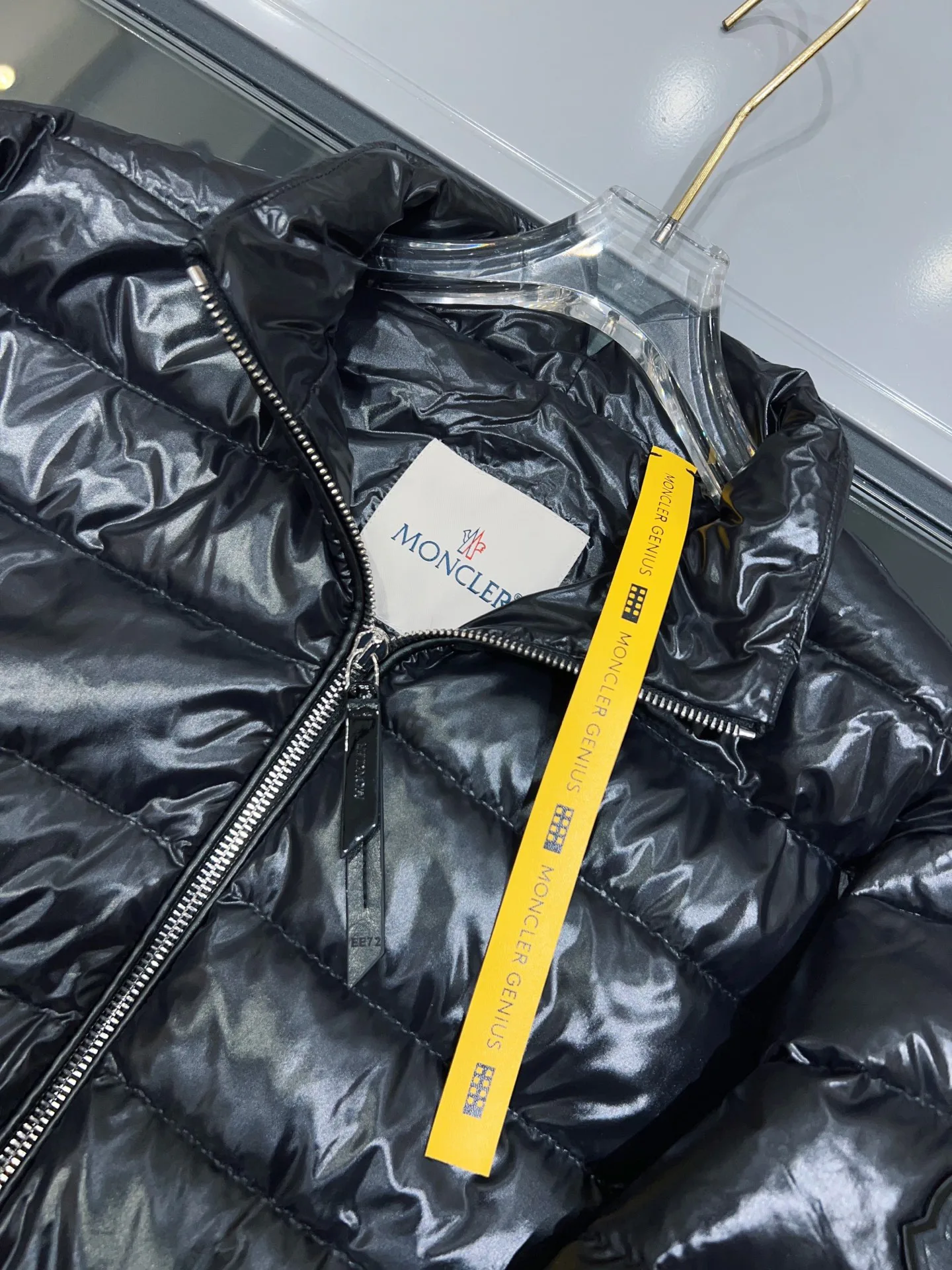 Куртки И Пуховики Мужские Moncler 17915022