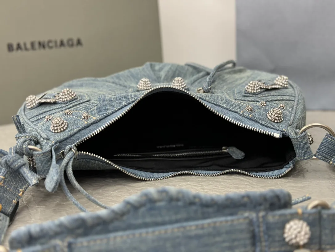 Классические Сумки Женские Balenciaga 11009522