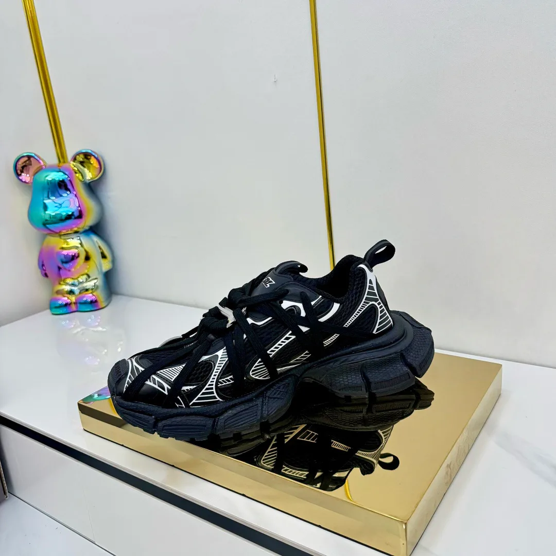 Кроссовки Женские Balenciaga 11165628