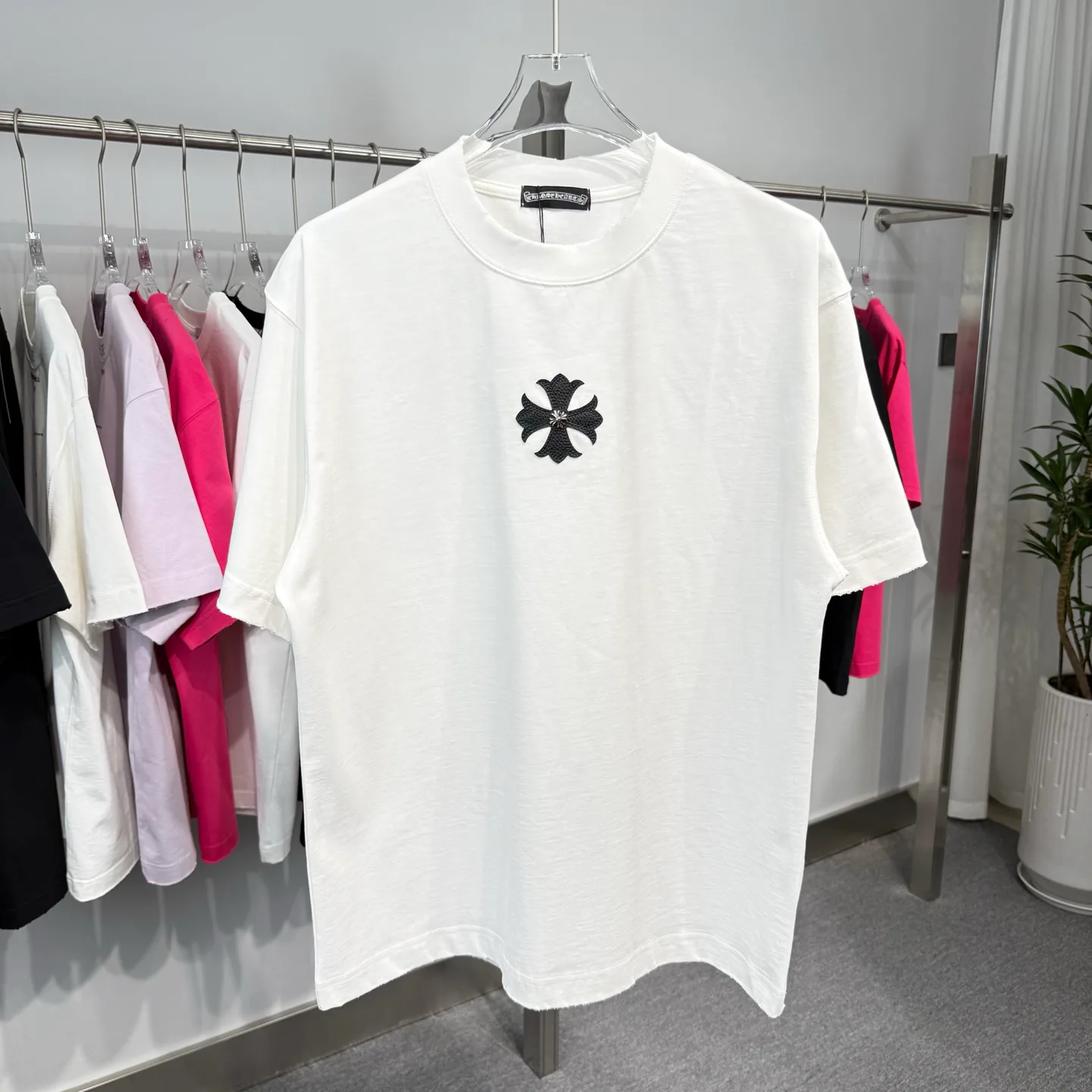 Футболки Женские Chrome Hearts 5082344