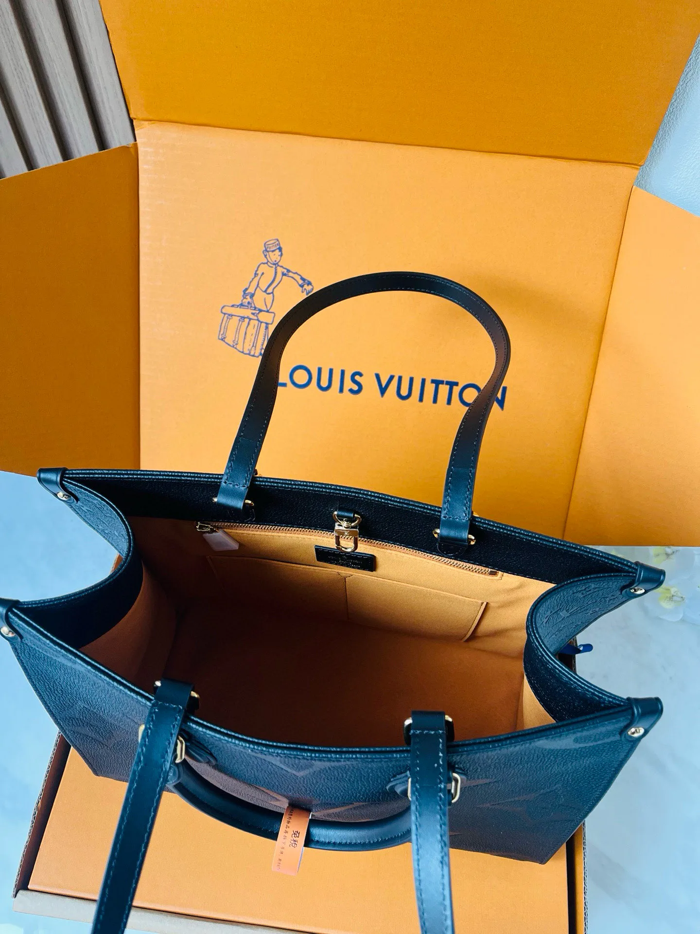 Классические Сумки Женские Louis Vuitton 12569321