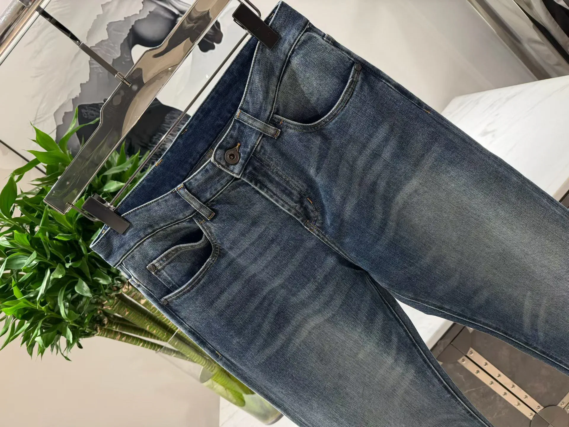 Джинсы Женские Salvatore Ferragamo 5039407