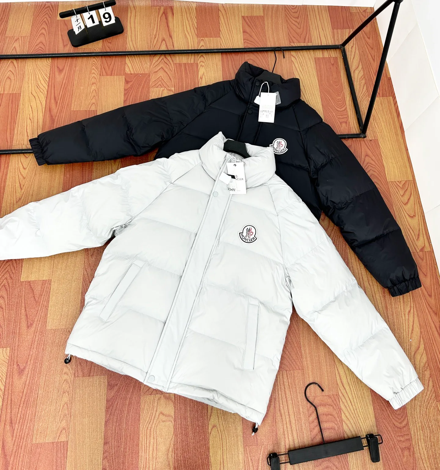 Куртки И Пуховики Женские Moncler 10065715