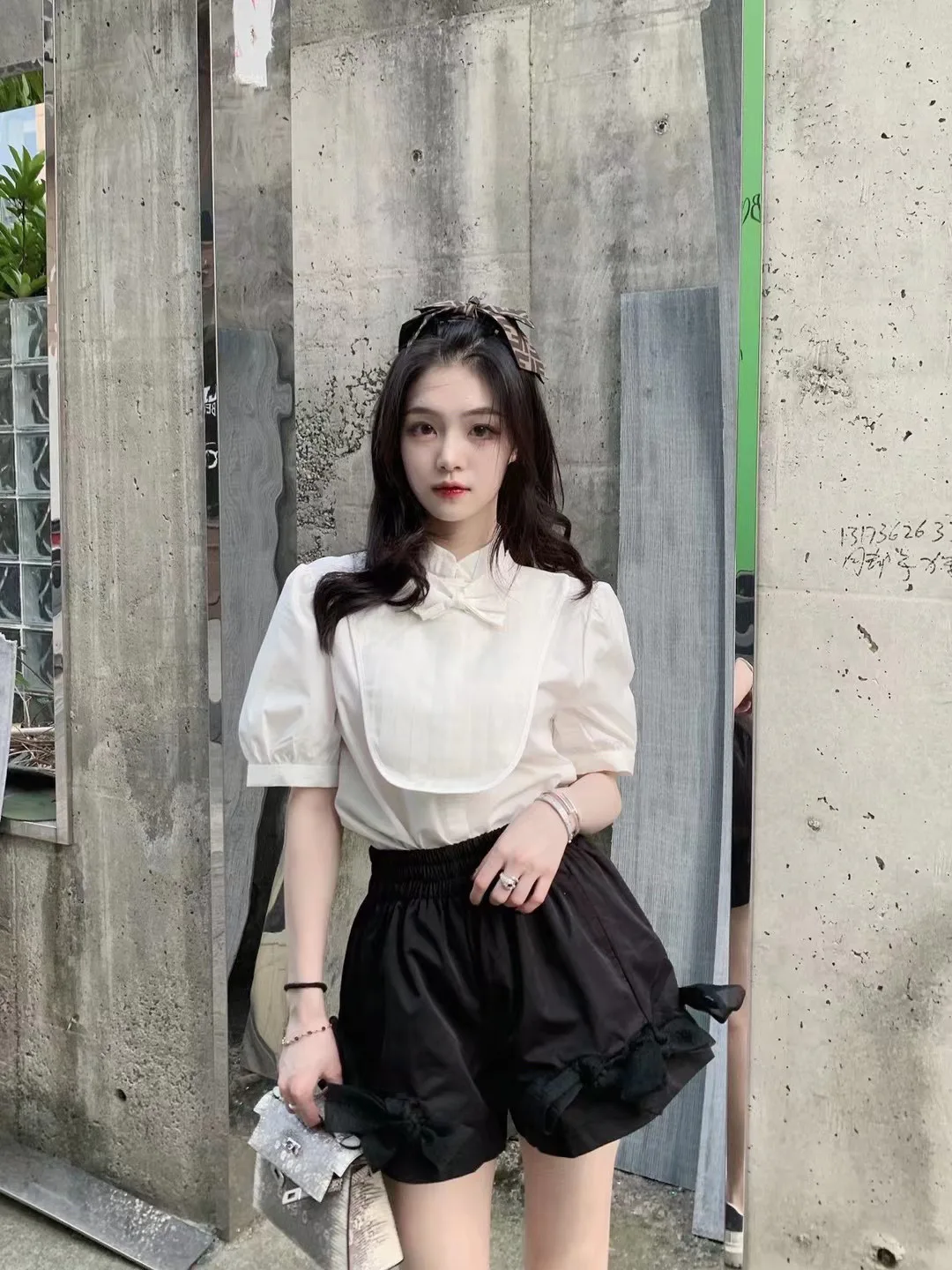 Клатчи Женские Louis Vuitton 13424142