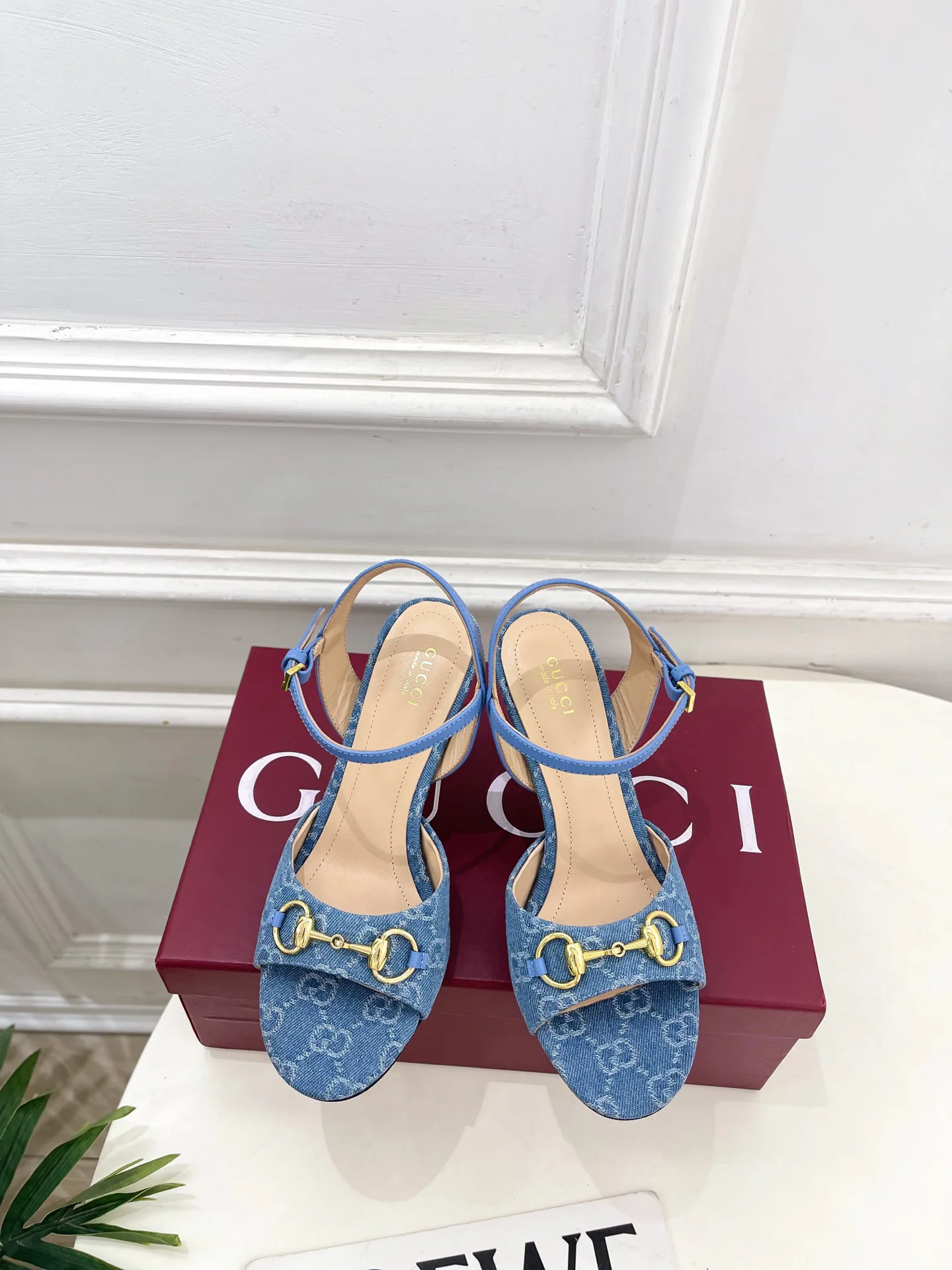 Босоножки Женские Gucci 13218179