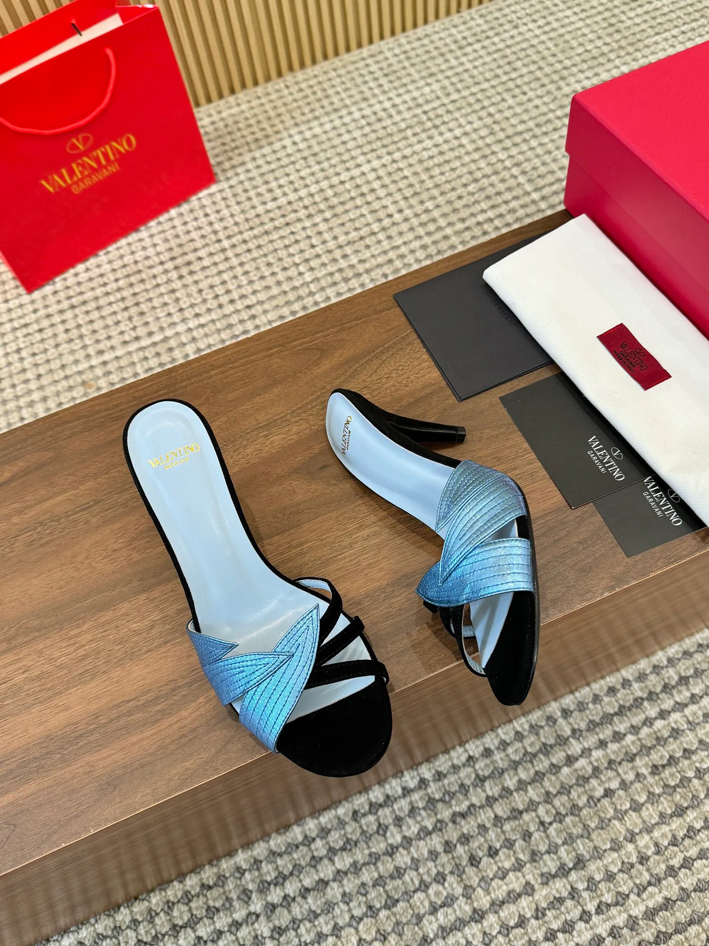 Босоножки Женские Valentino 9737244