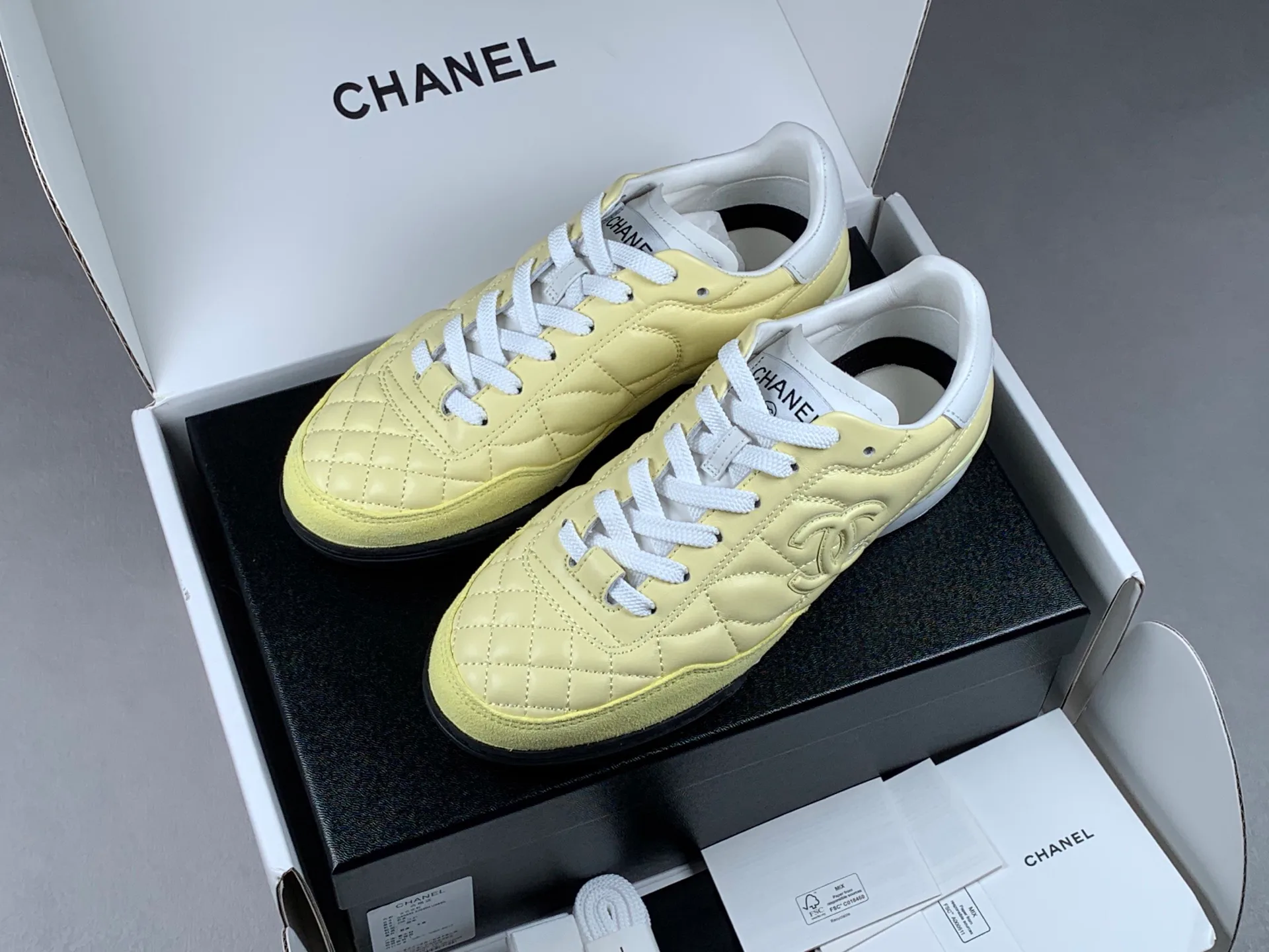 Кроссовки Женские Chanel 2612115
