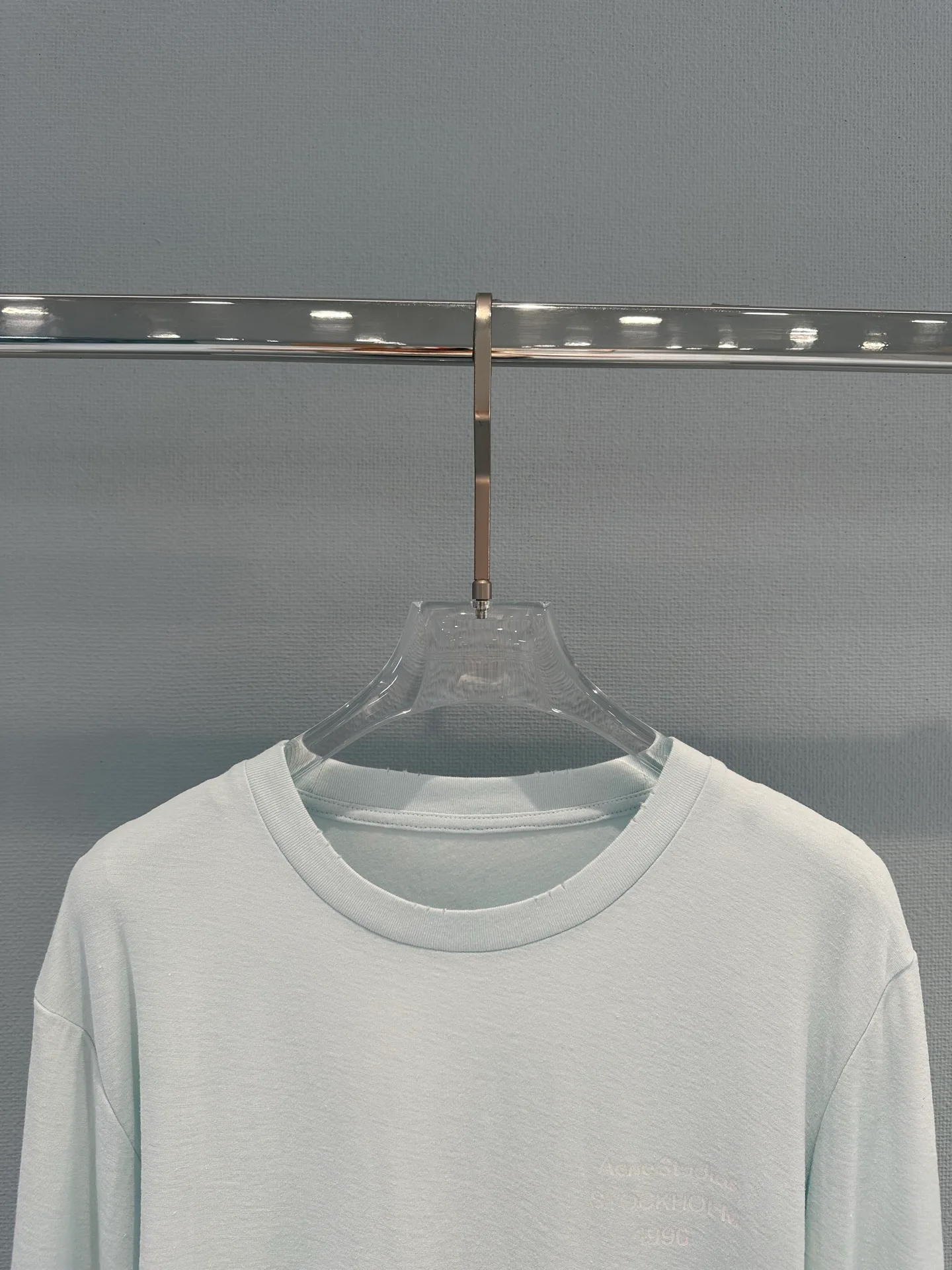 Футболки Женские Acne Studios 17469685