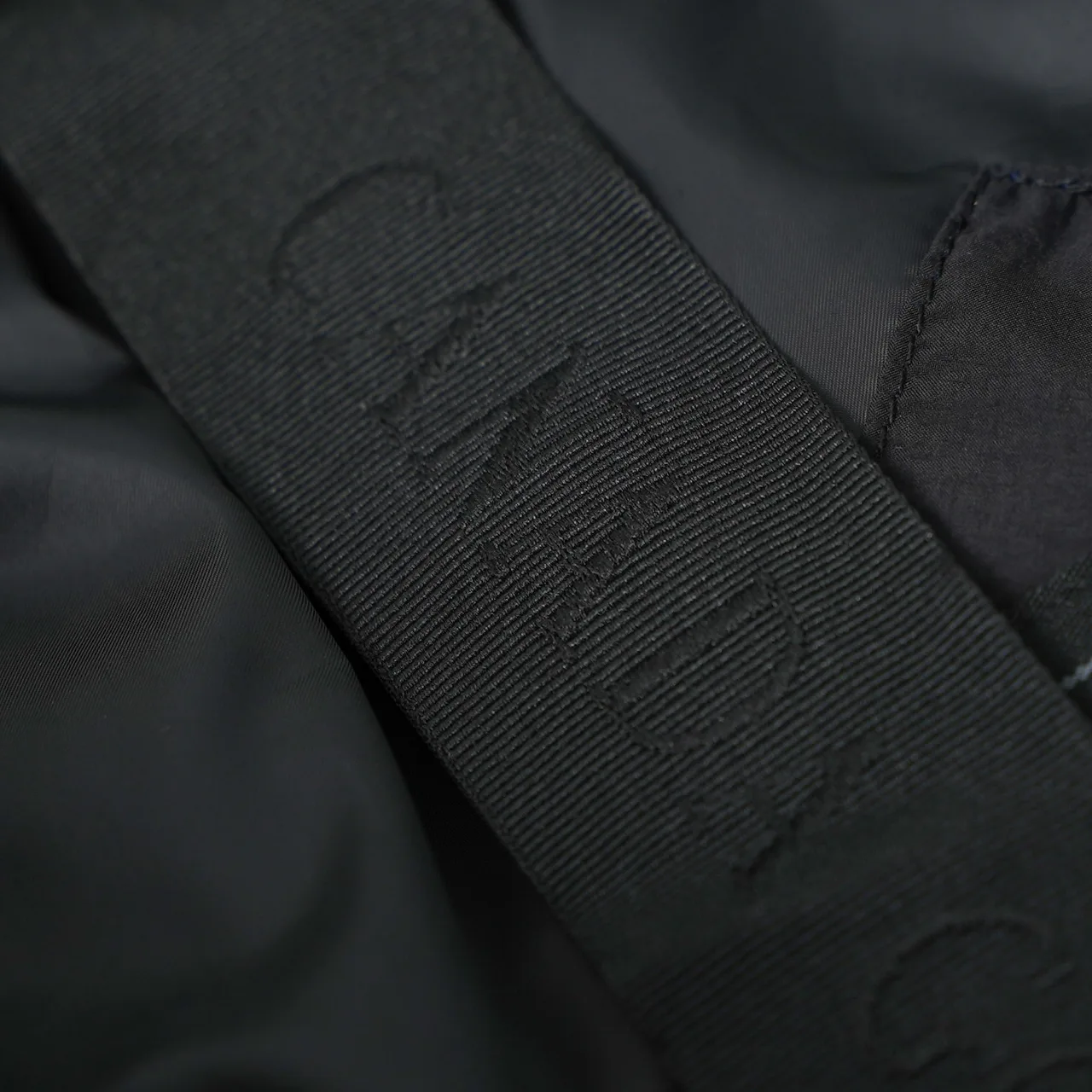 Куртки И Пуховики Мужские Canada Goose 380530