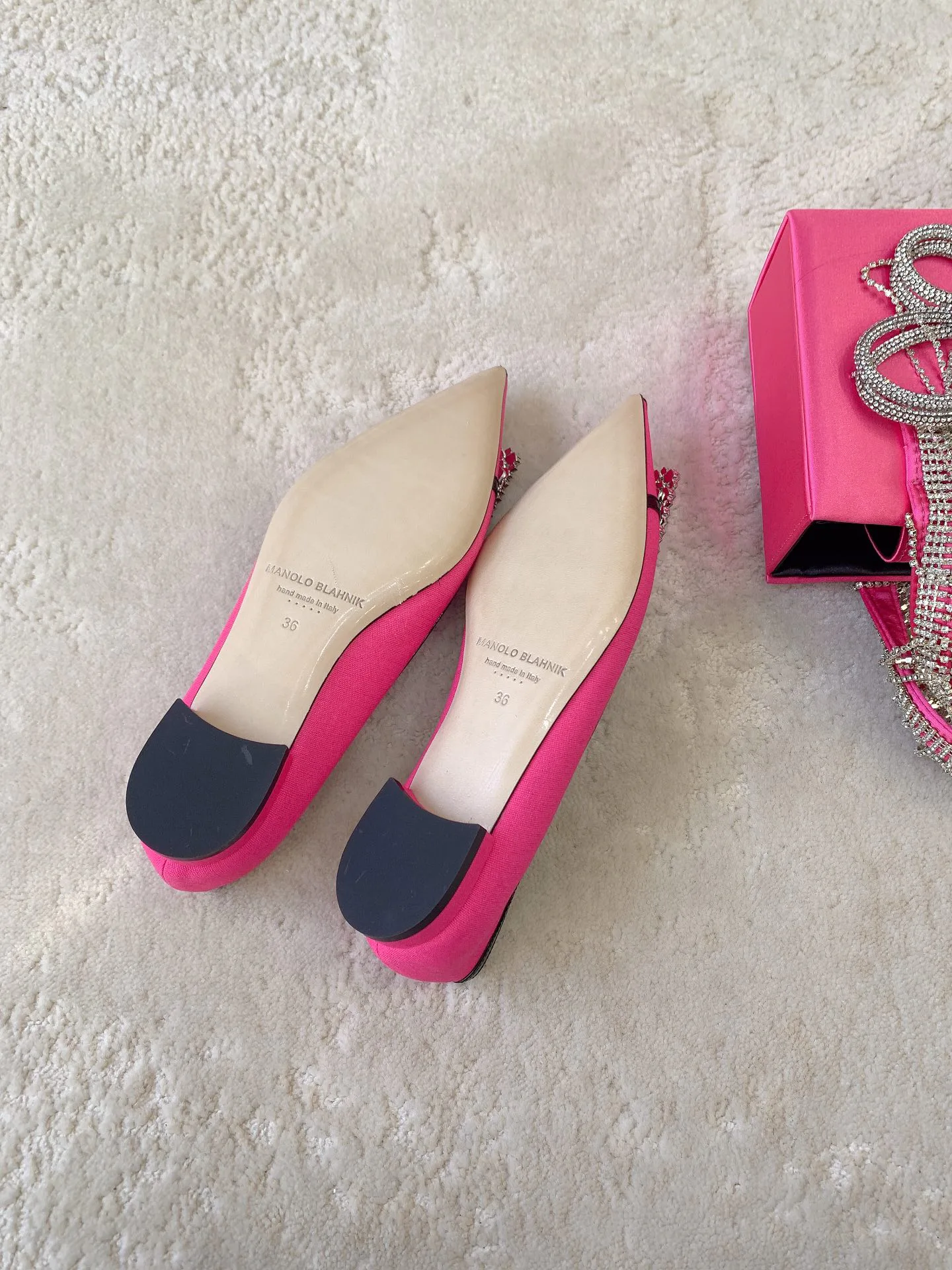 Туфли Женские Manolo Blahnik 18698282