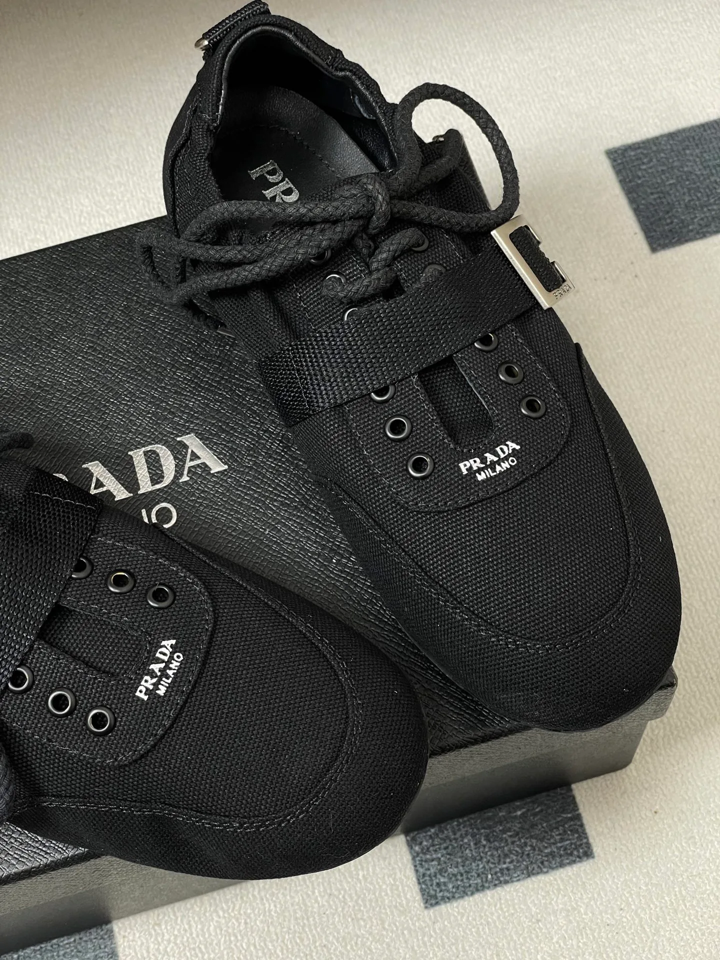 Кеды Женские Prada 9700307