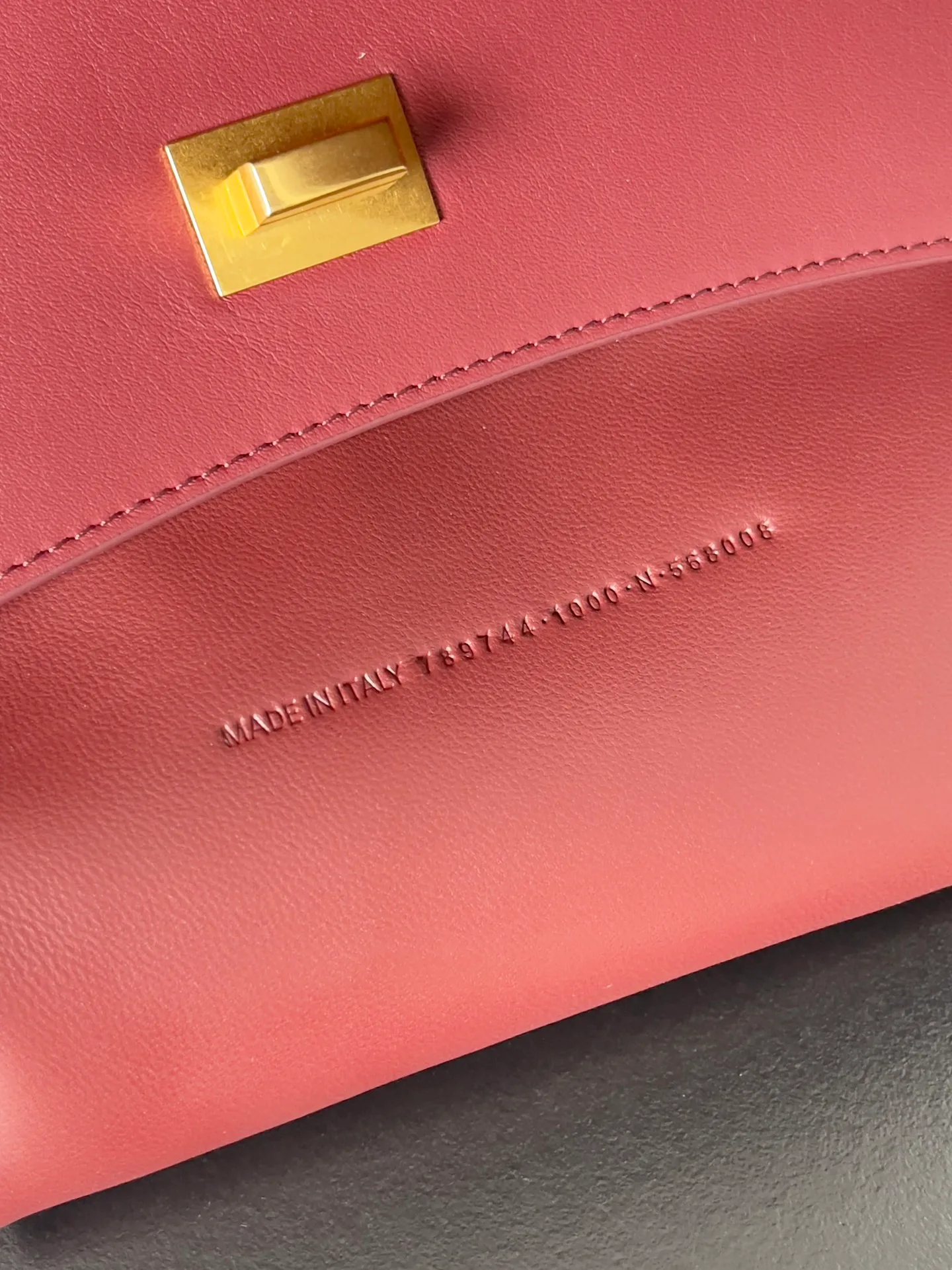 Классические Сумки Женские Balenciaga 11451451