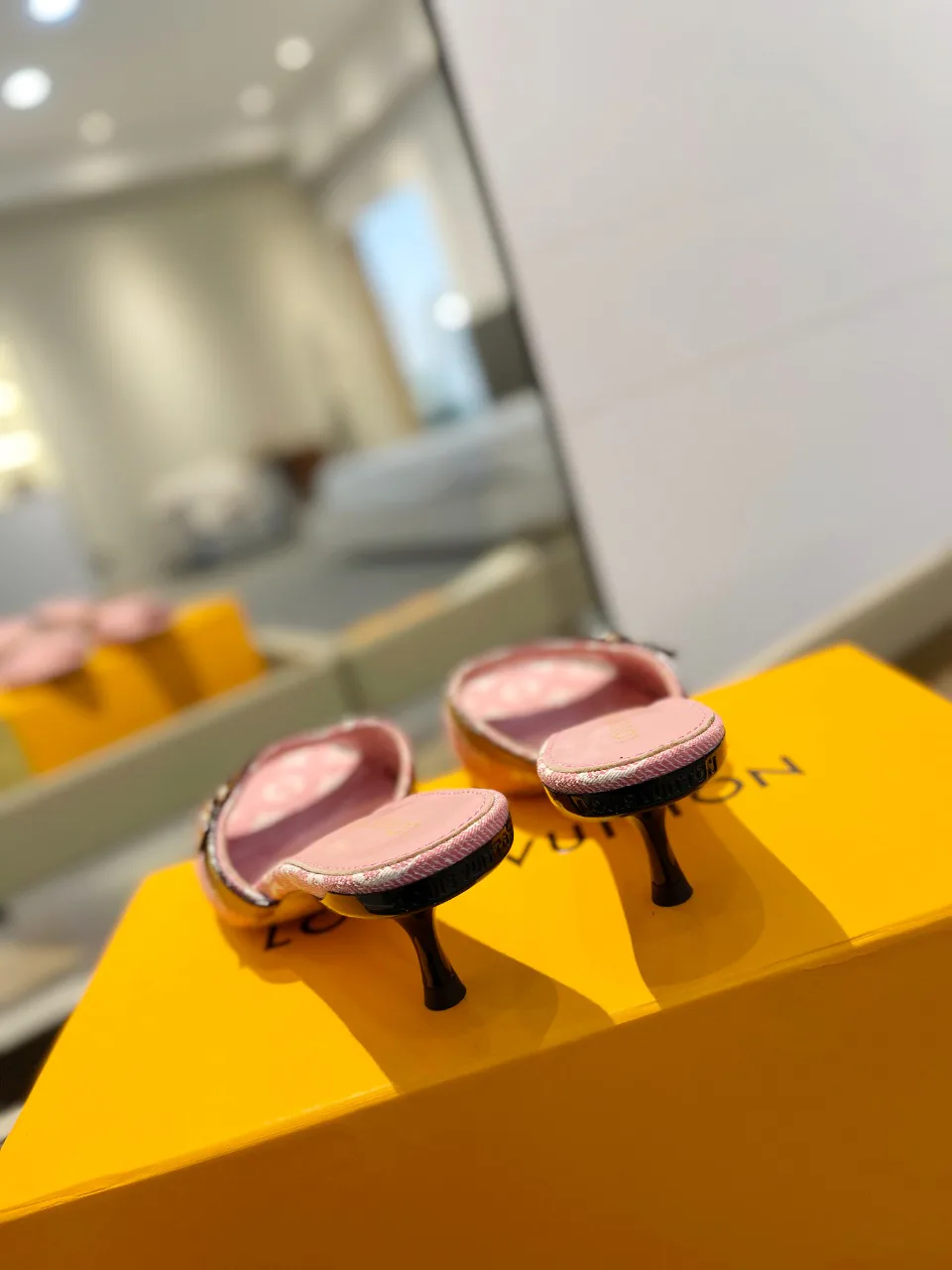 Босоножки Женские Louis Vuitton 9865419