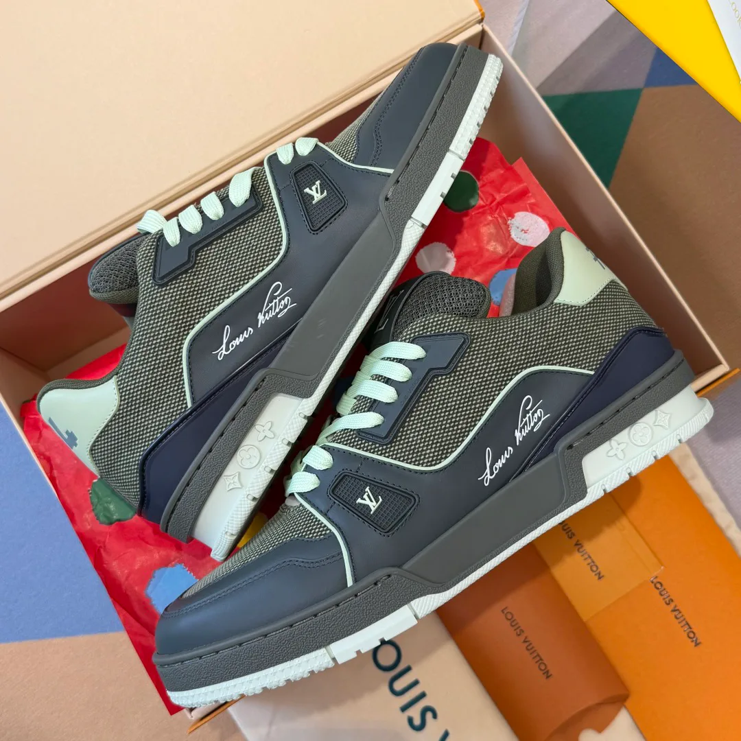 Кроссовки Мужские Louis Vuitton 10192684