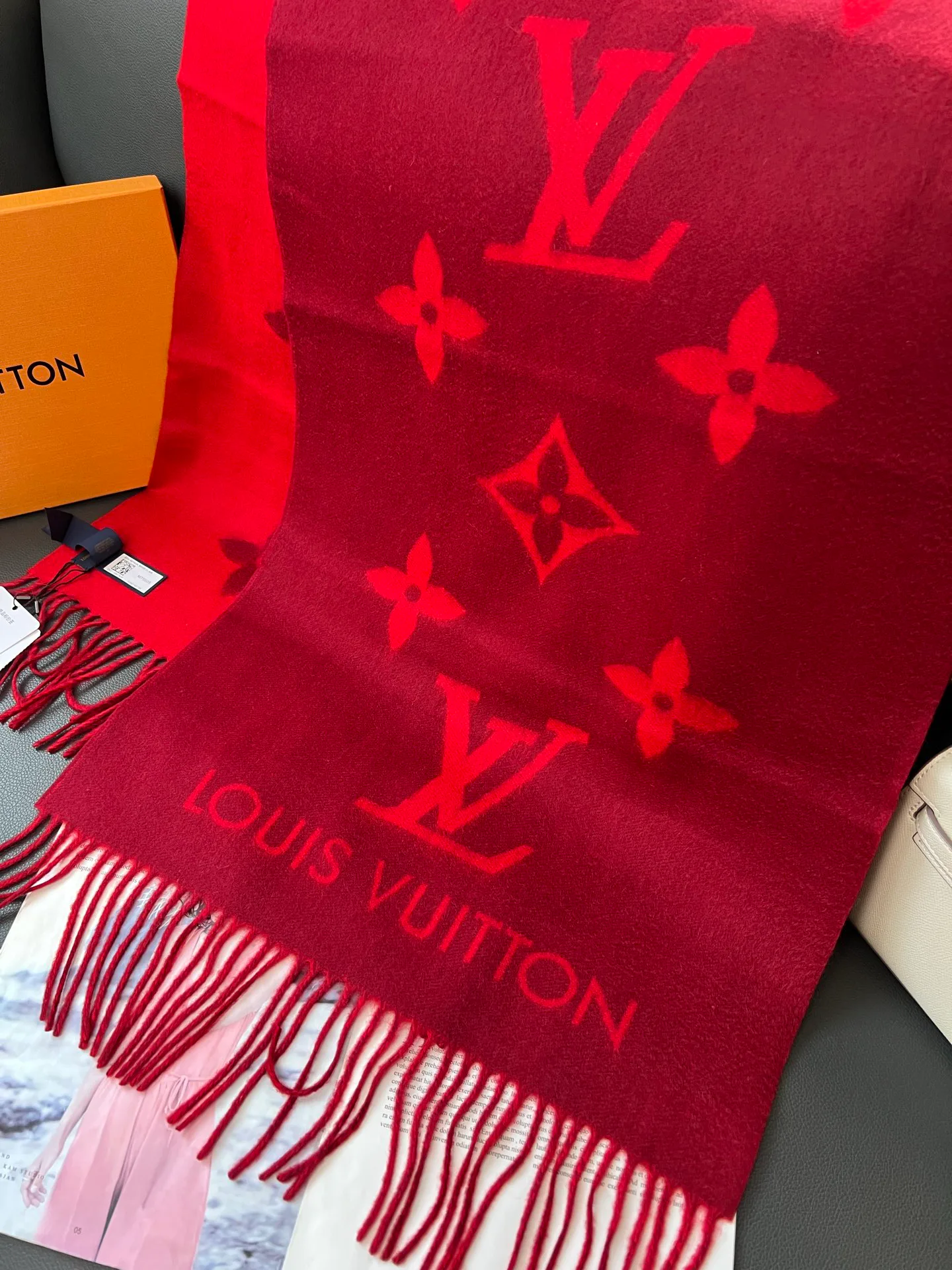 Шарфы Louis Vuitton 859906