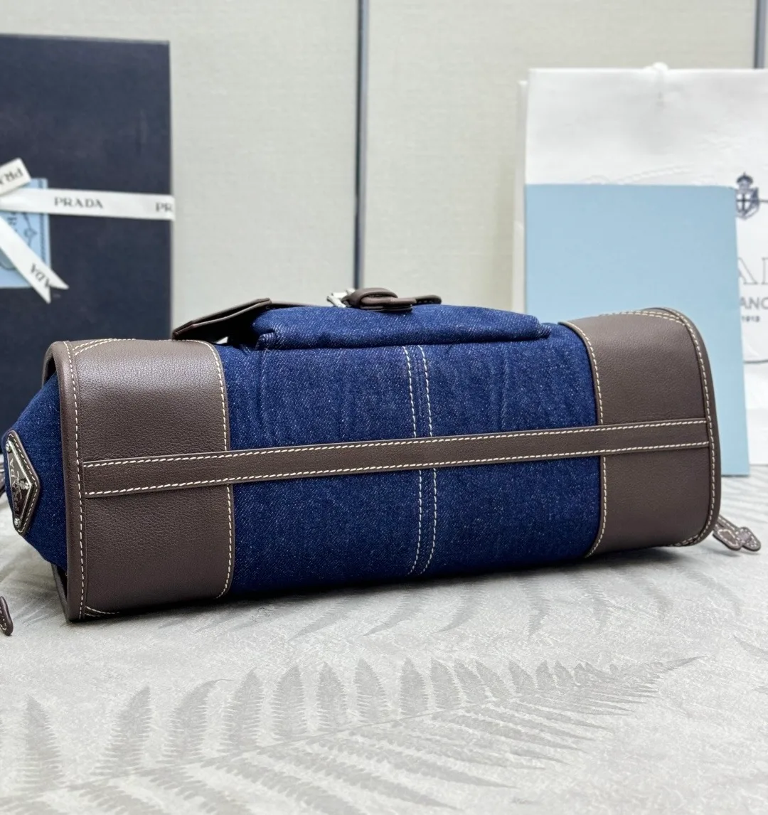 Сумки На Ремне Женские Prada 11682104