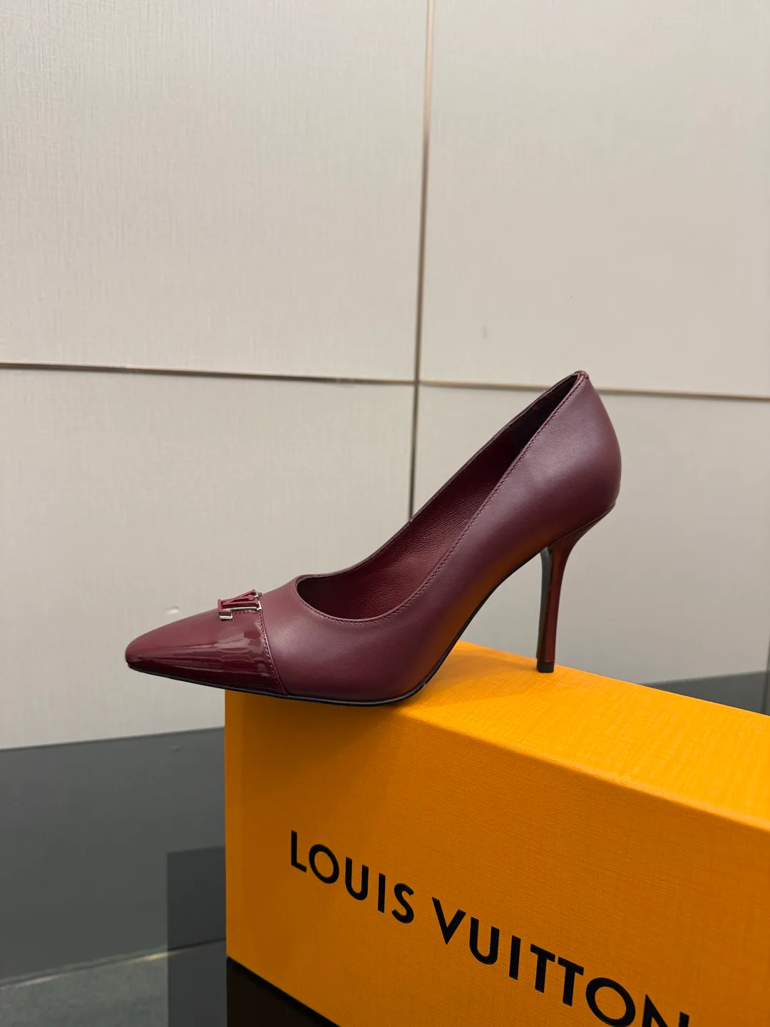 Туфли Женские Louis Vuitton 5052032