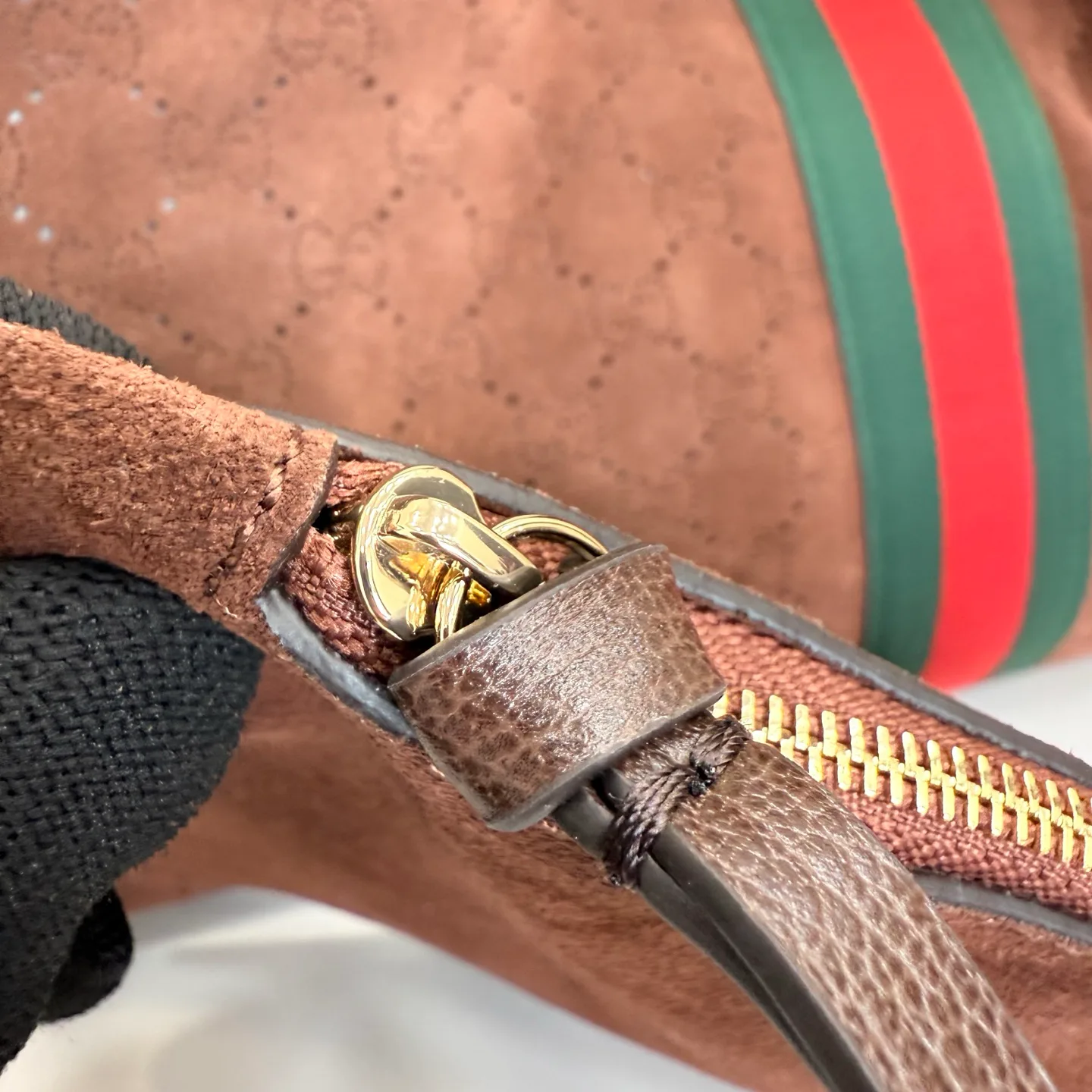 Классические Сумки Женские Gucci 18210735