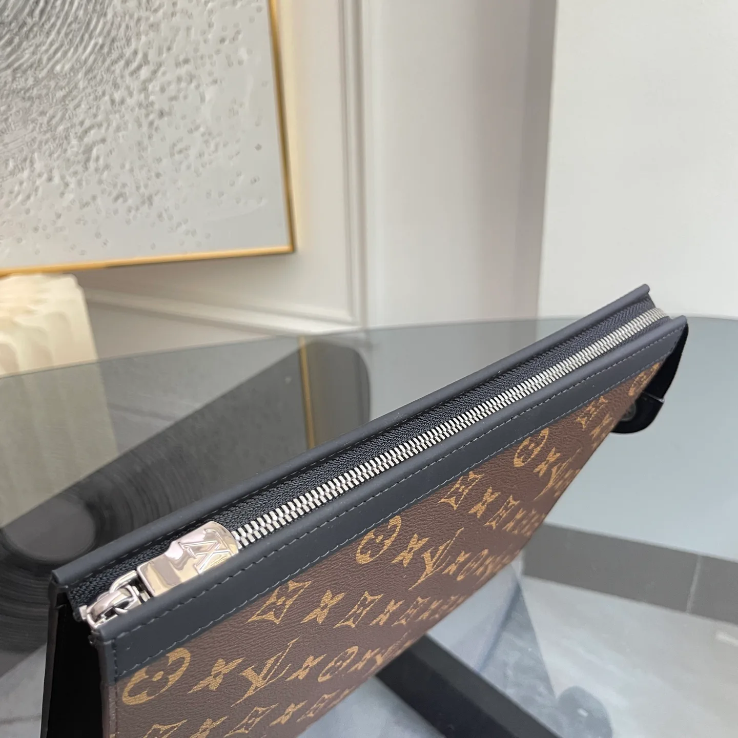 Клатчи Женские Louis Vuitton 11668946