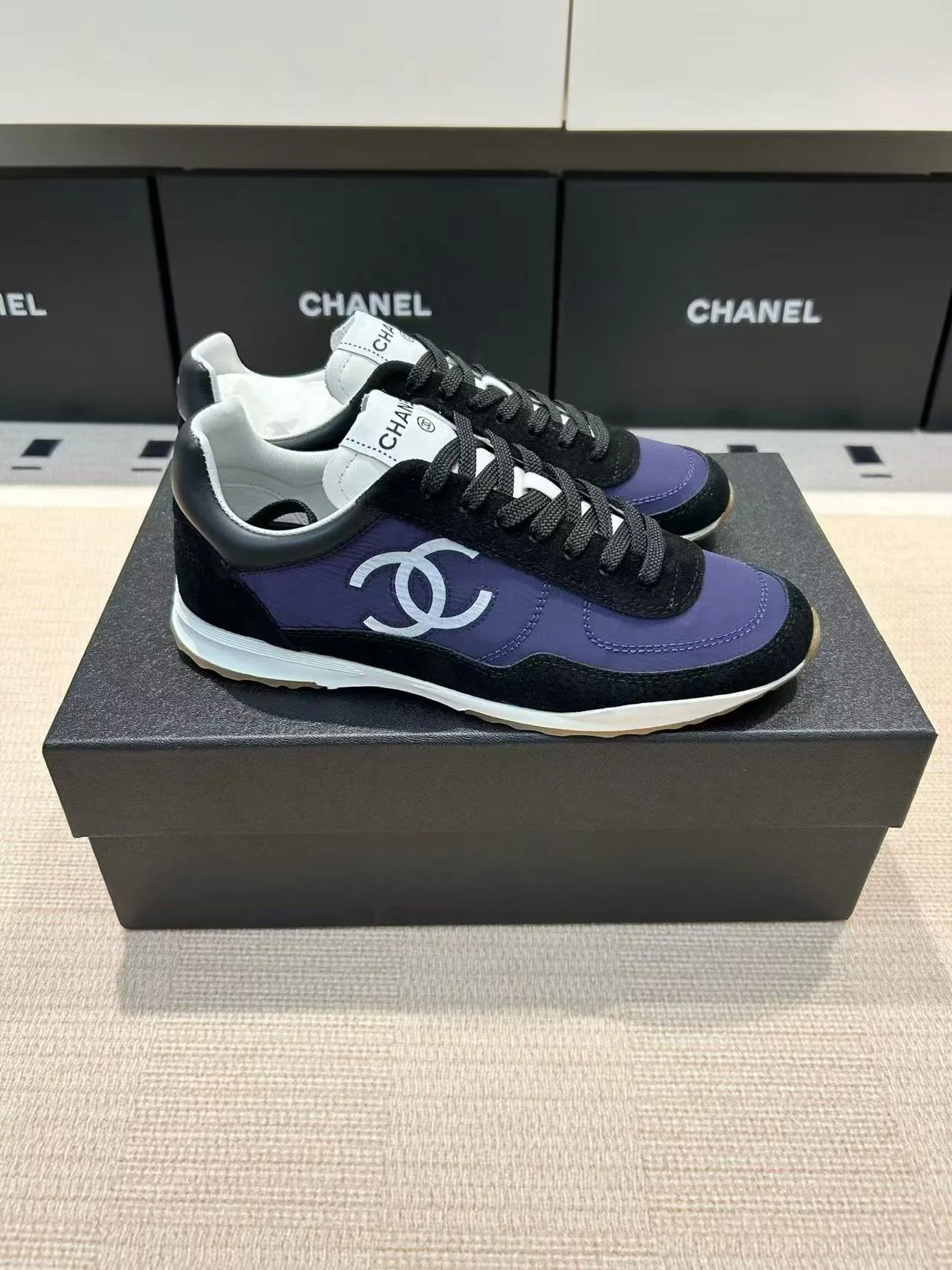 Кроссовки Женские Chanel 11633048
