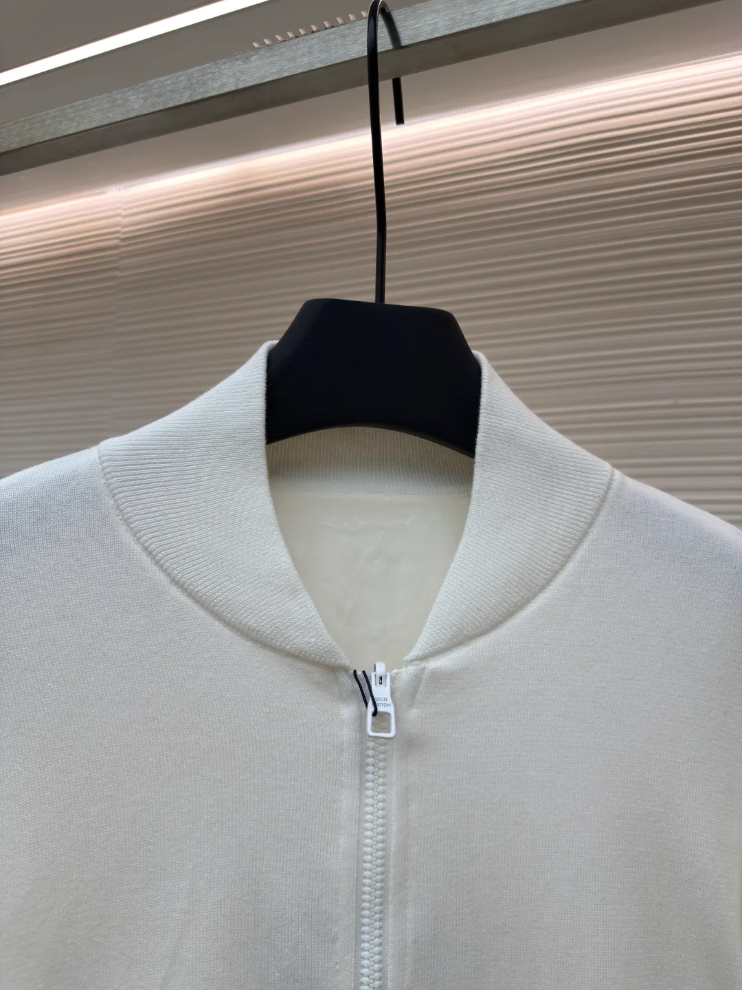 Куртки И Пуховики Мужские Louis Vuitton 10268189