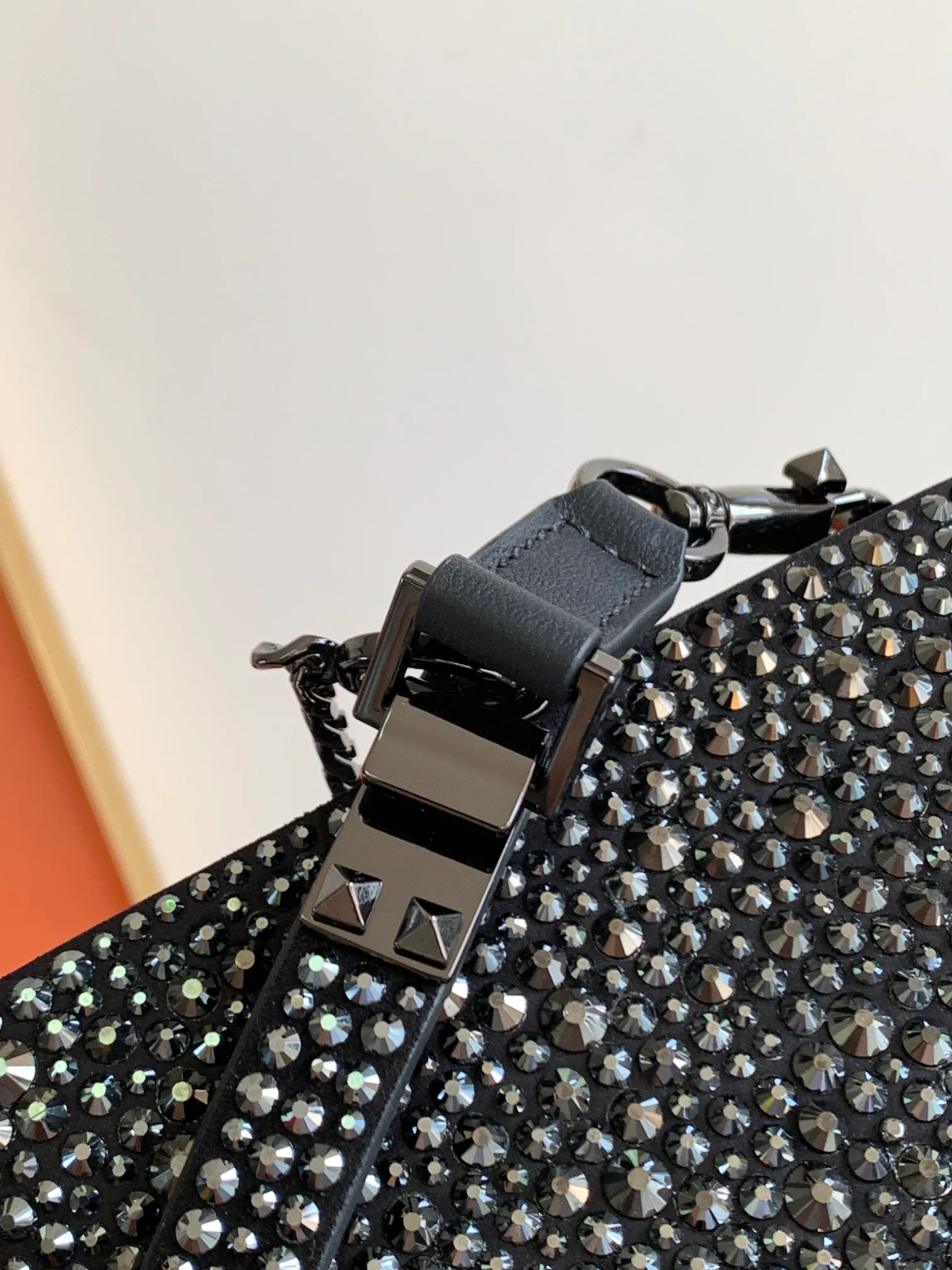 Сумки На Ремне Женские Valentino 4608