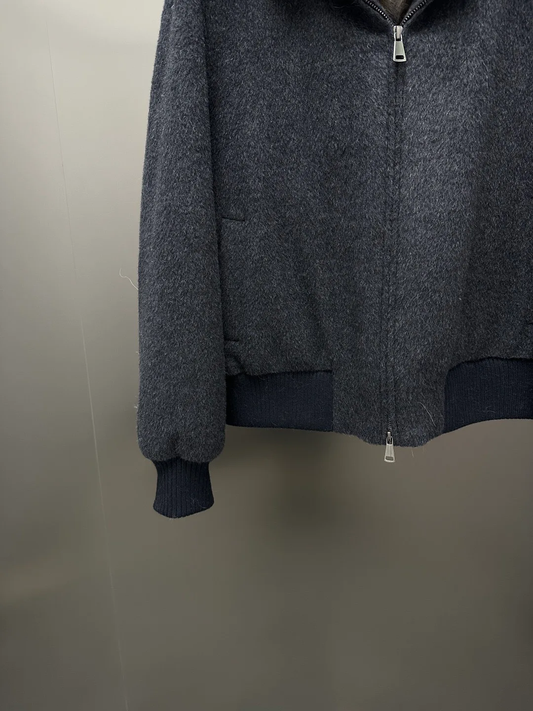 Куртки И Пуховики Женские Loro Piana 18761144