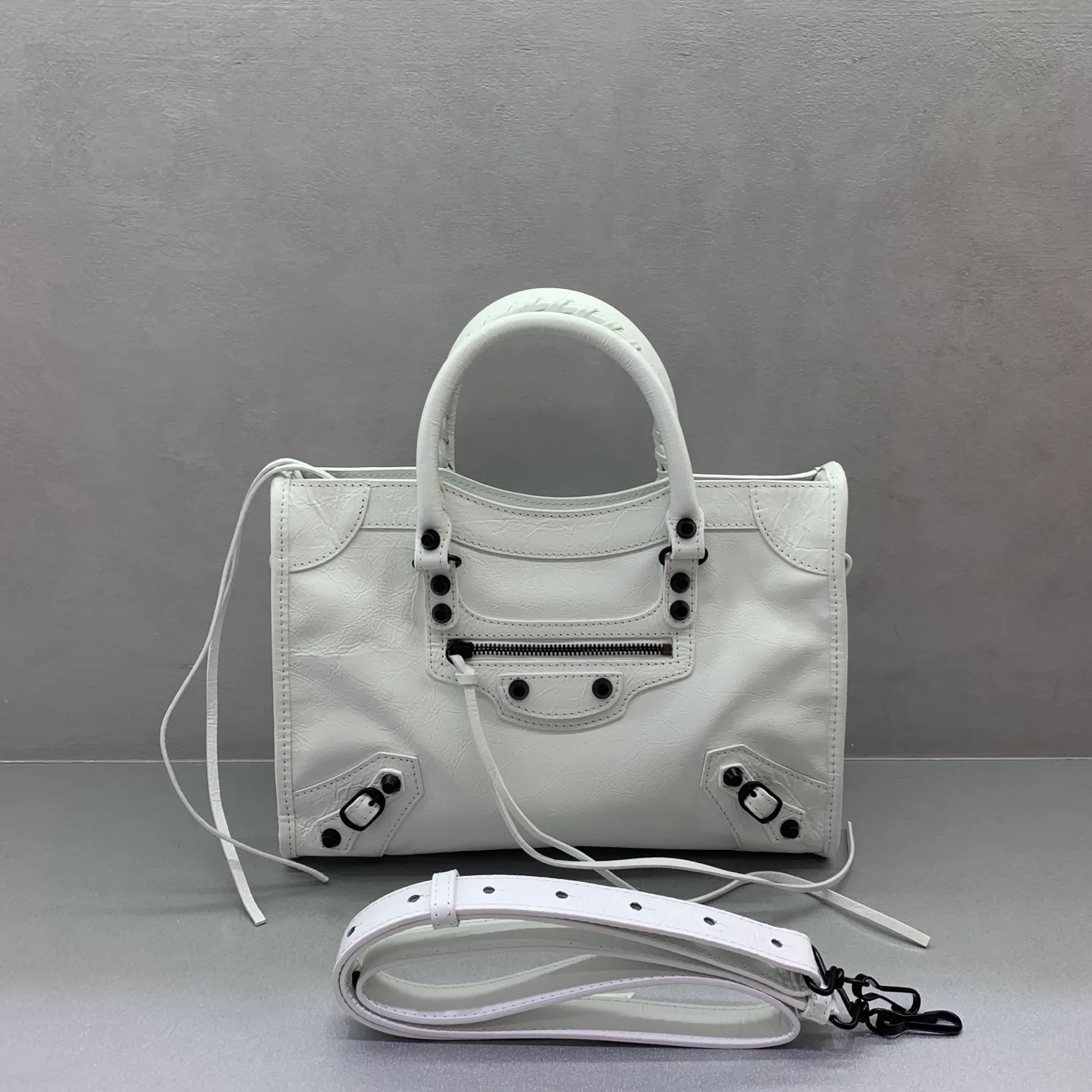 Классические Сумки Женские Balenciaga 11305241