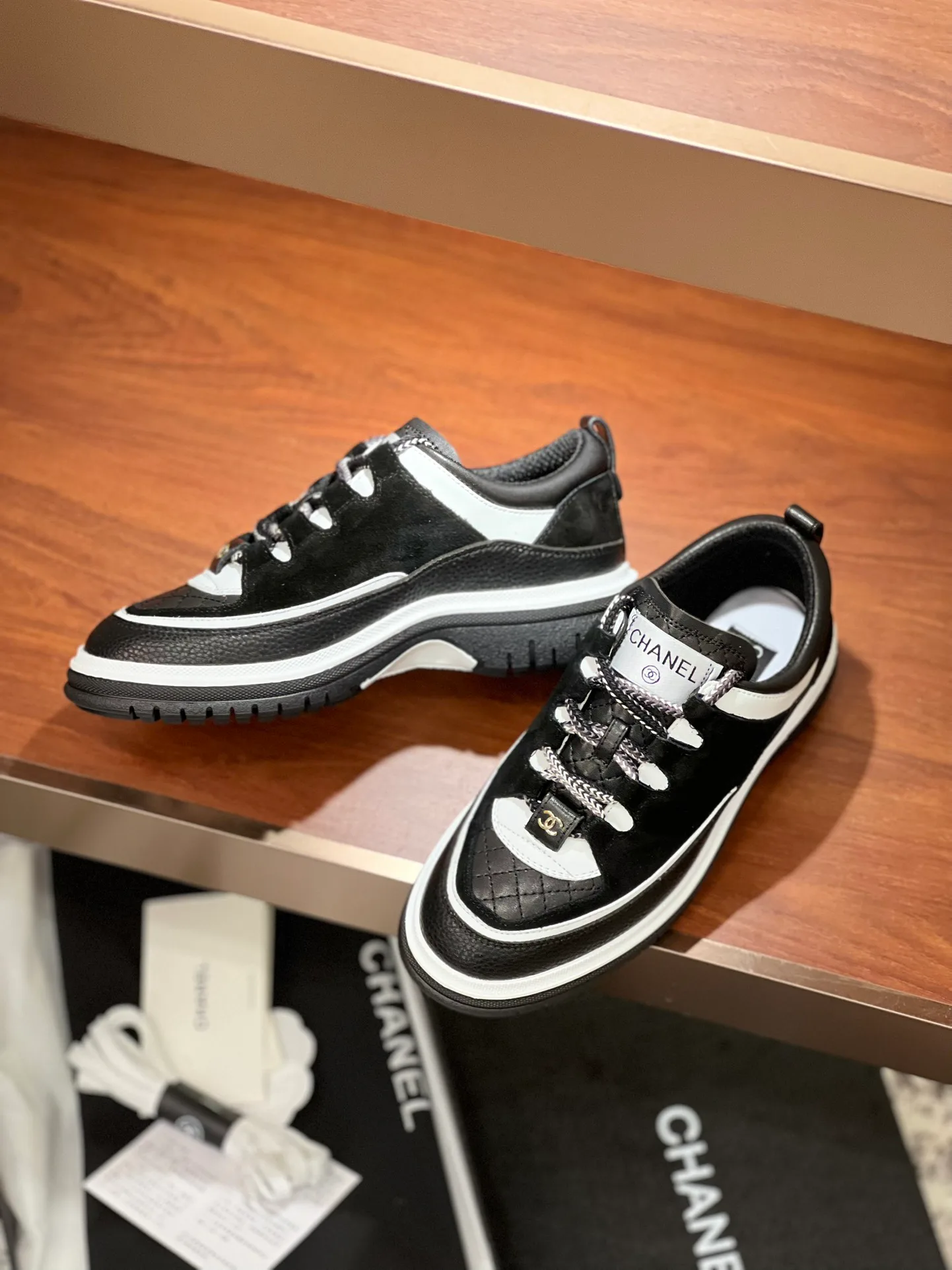 Кроссовки Женские Chanel 1021194