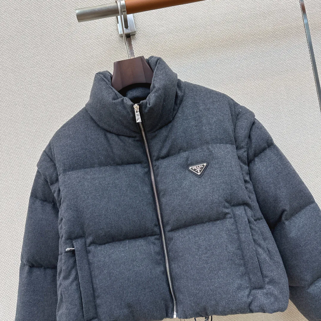 Куртки И Пуховики Женские Prada 18188723