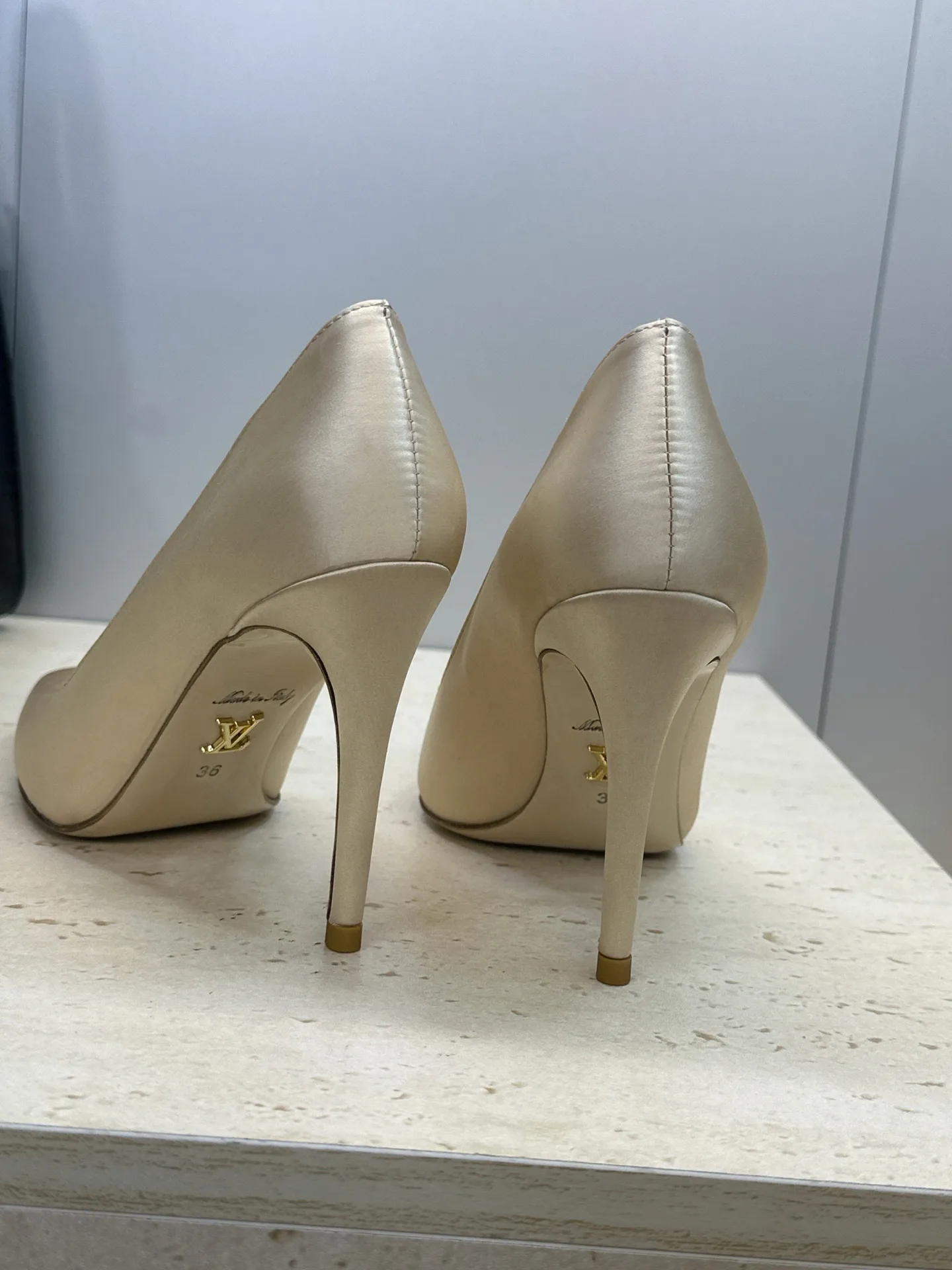 Туфли Женские Louis Vuitton 13346474