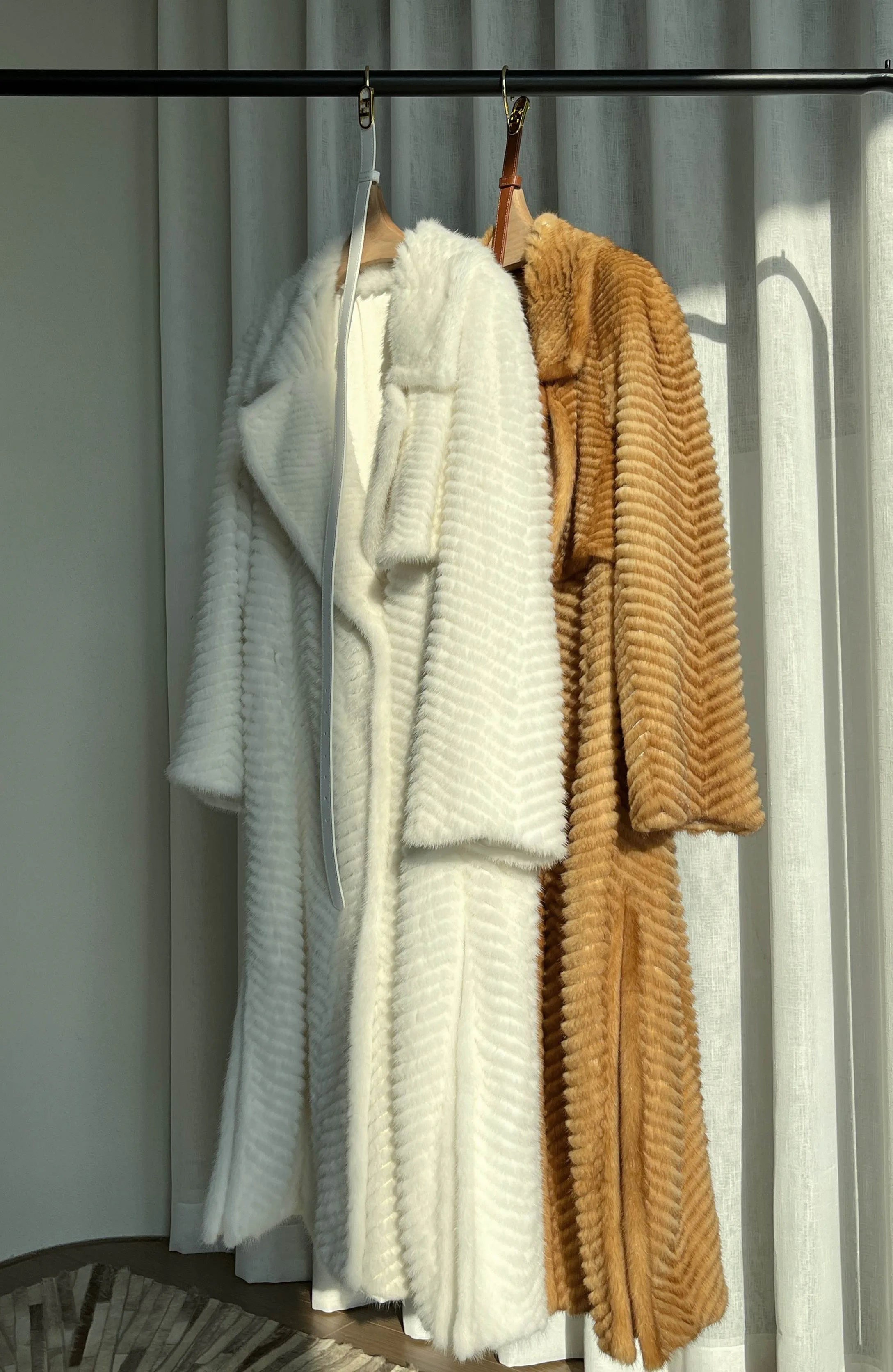 Шубы Женские Fendi 1867634