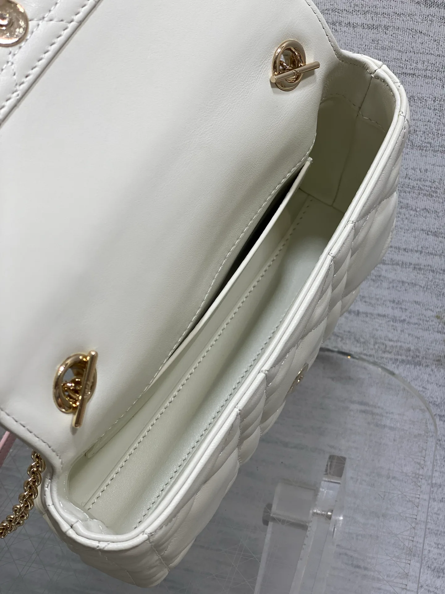 Классические Сумки Женские Christian Dior 17320710
