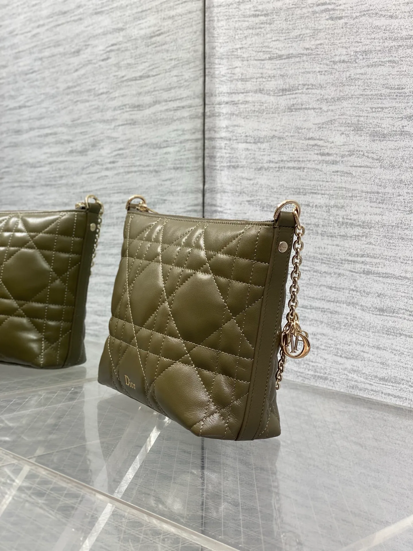 Классические Сумки Женские Christian Dior 17629531