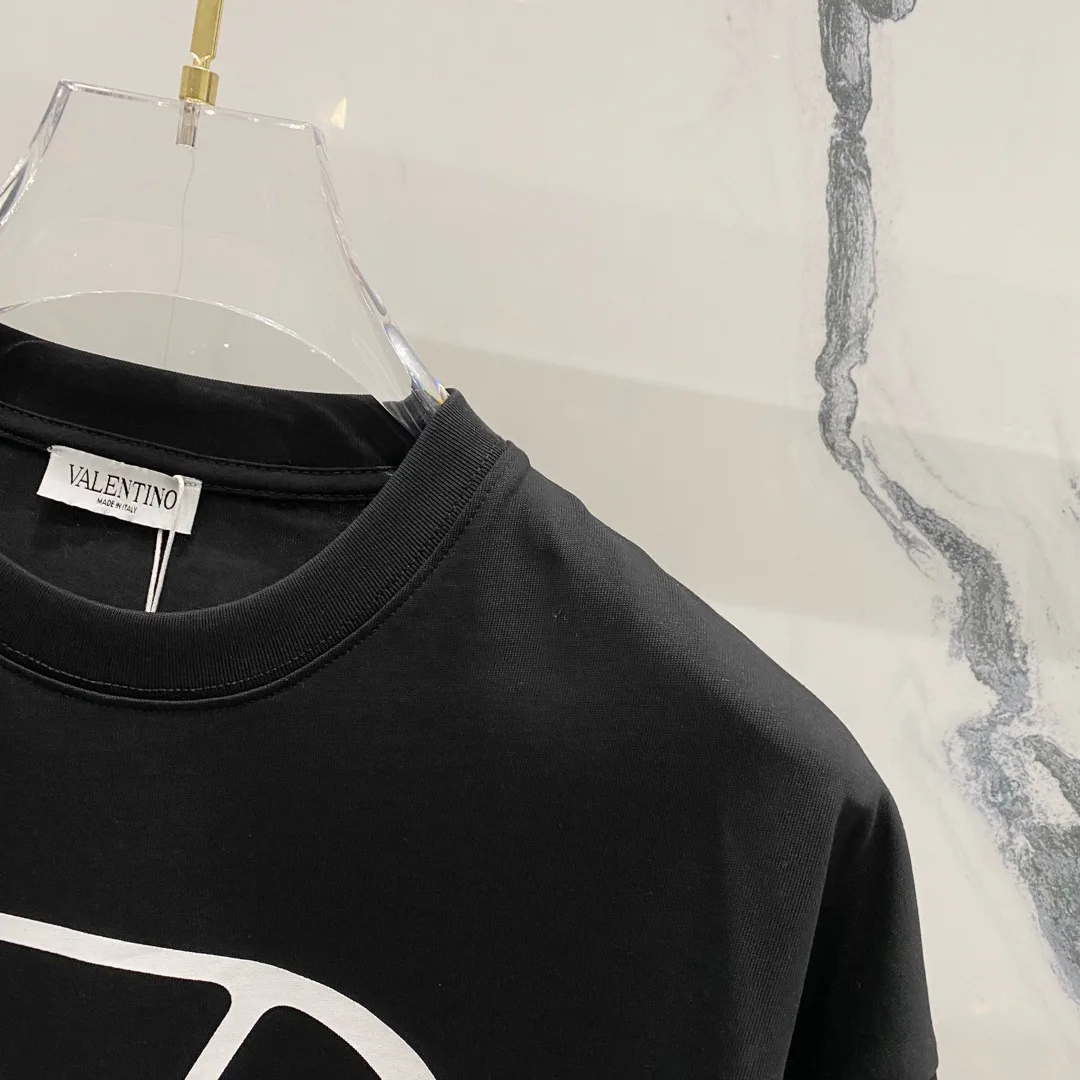 Футболки Женские Valentino 14413