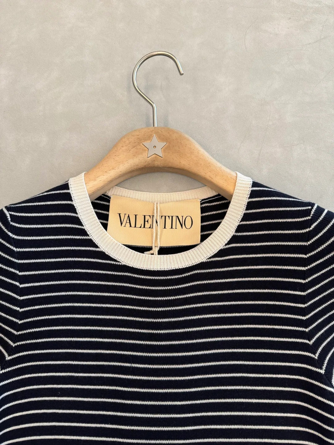 Футболки Женские Valentino 17463257