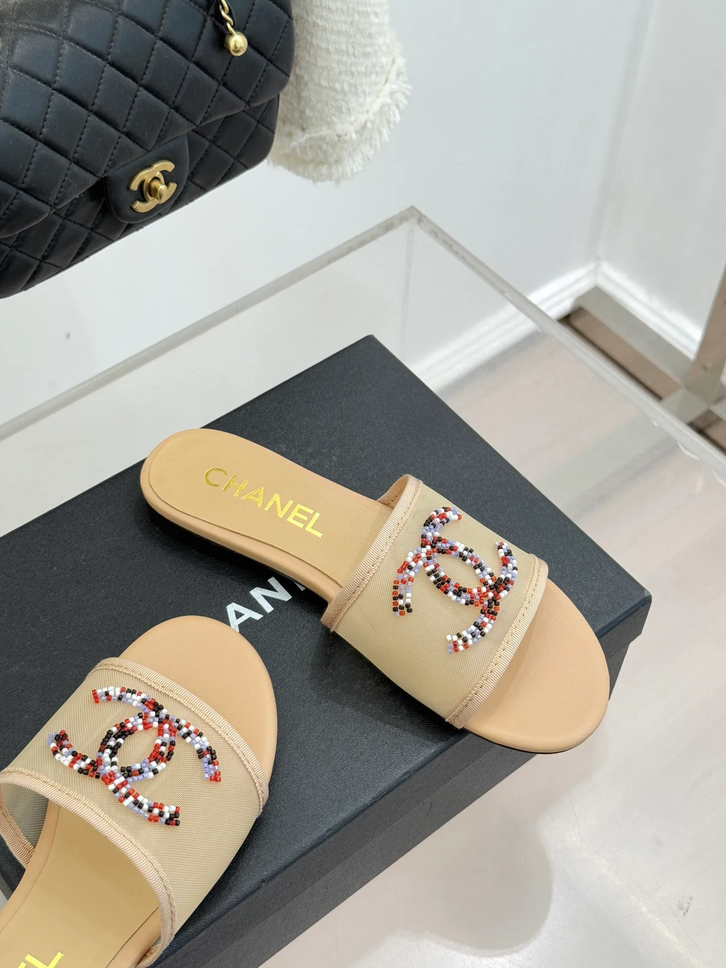 Шлепанцы Женские Chanel 11459273