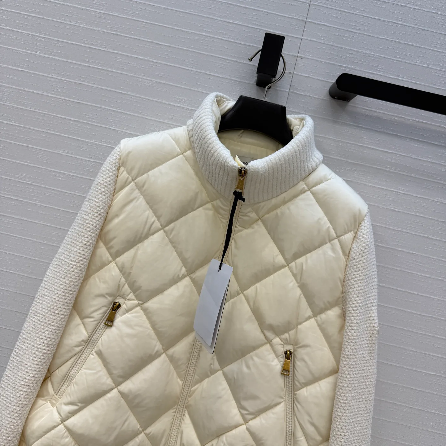 Куртки И Пуховики Женские Moncler 18678155
