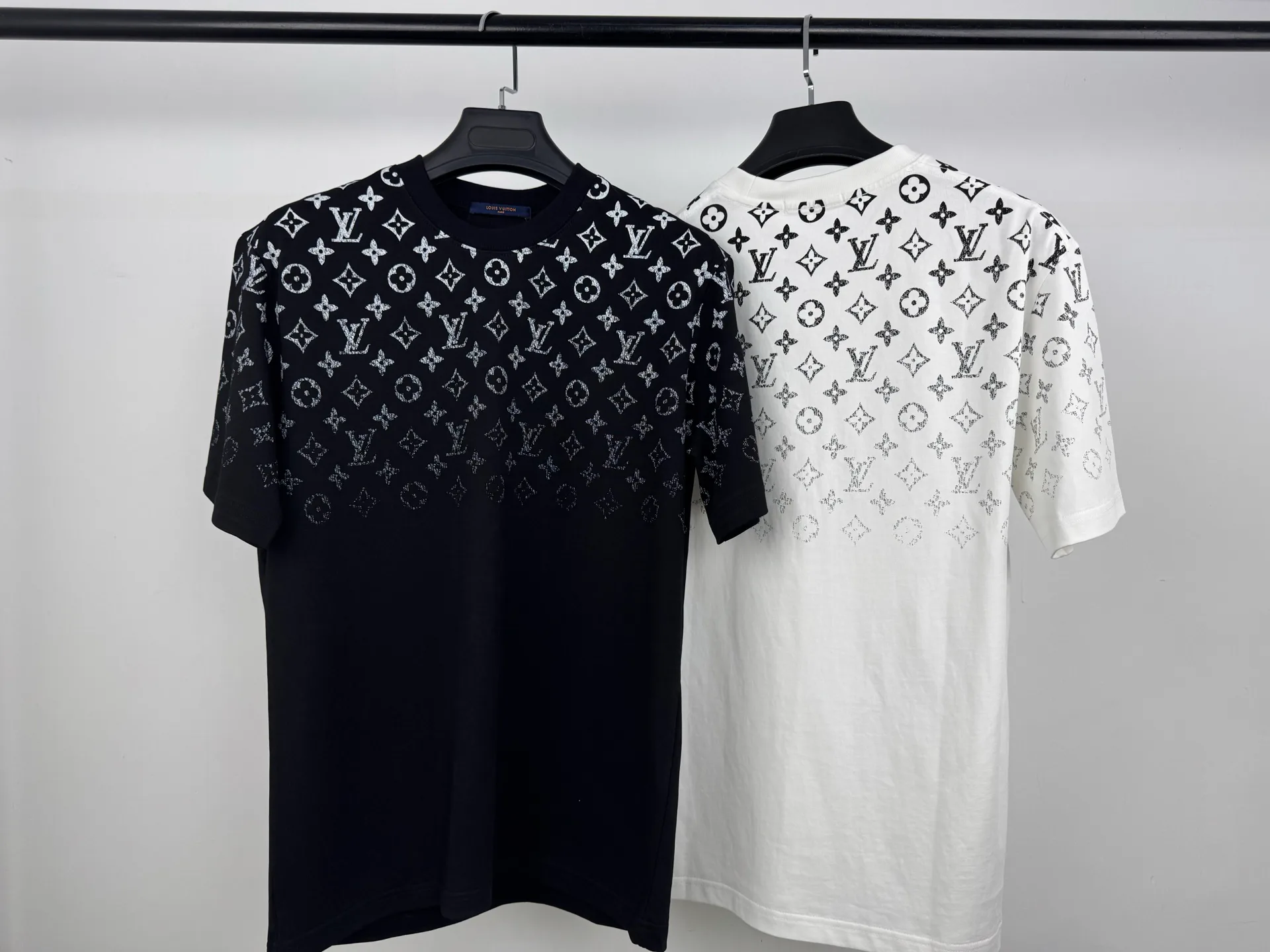 Футболки Женские Louis Vuitton 36130